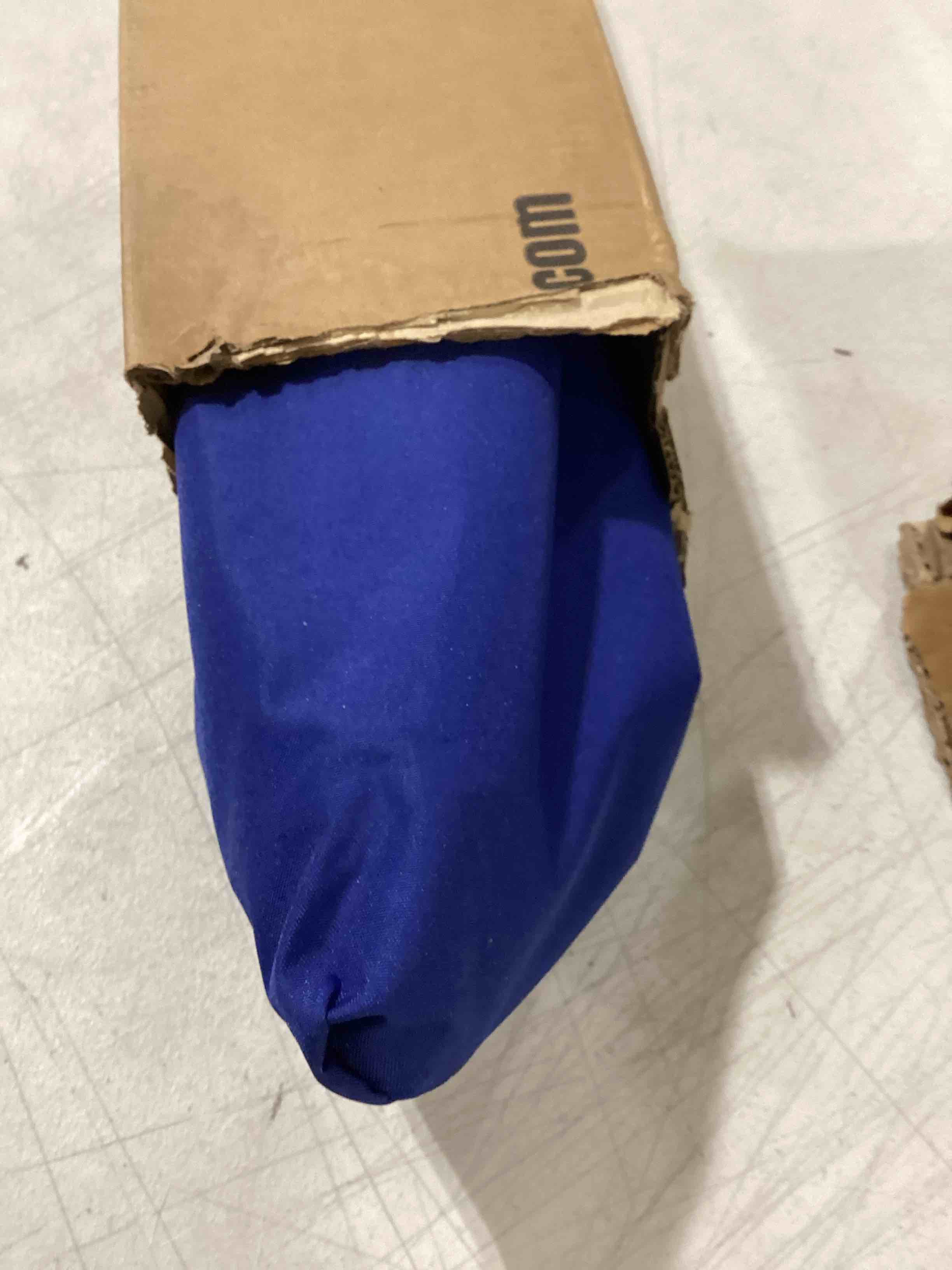 https://s3.amazonaws.com/lotting-images-prod/bidfta/TEA0392396_1730119515970.jpeg