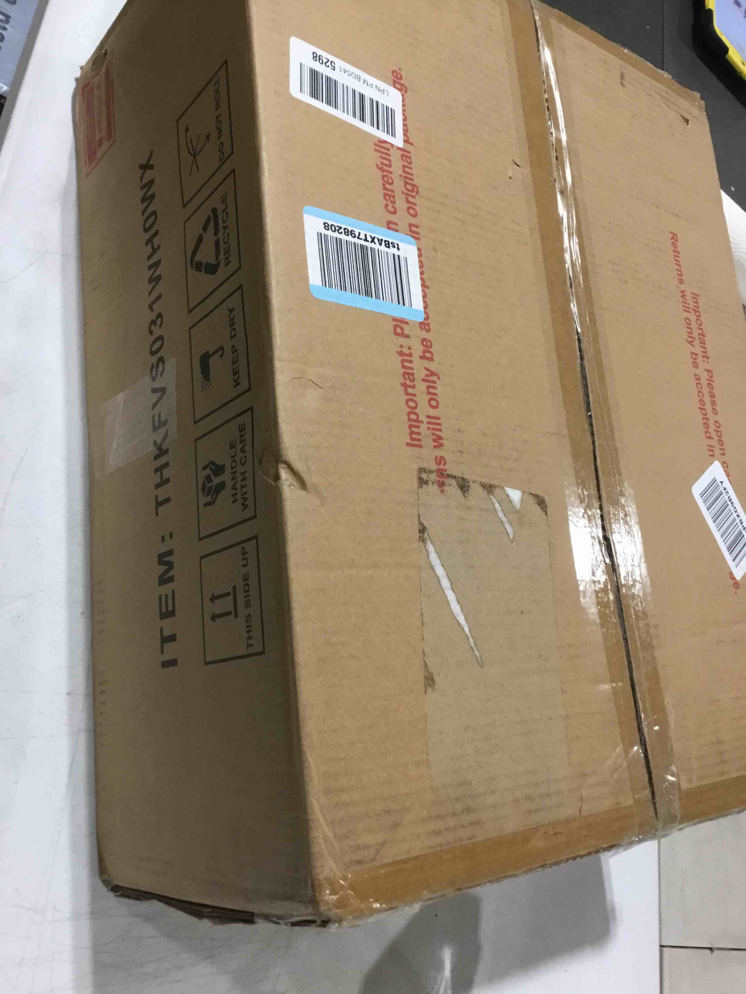 https://s3.amazonaws.com/lotting-images-prod/bidfta/TEA0393600_1728906787835.jpeg