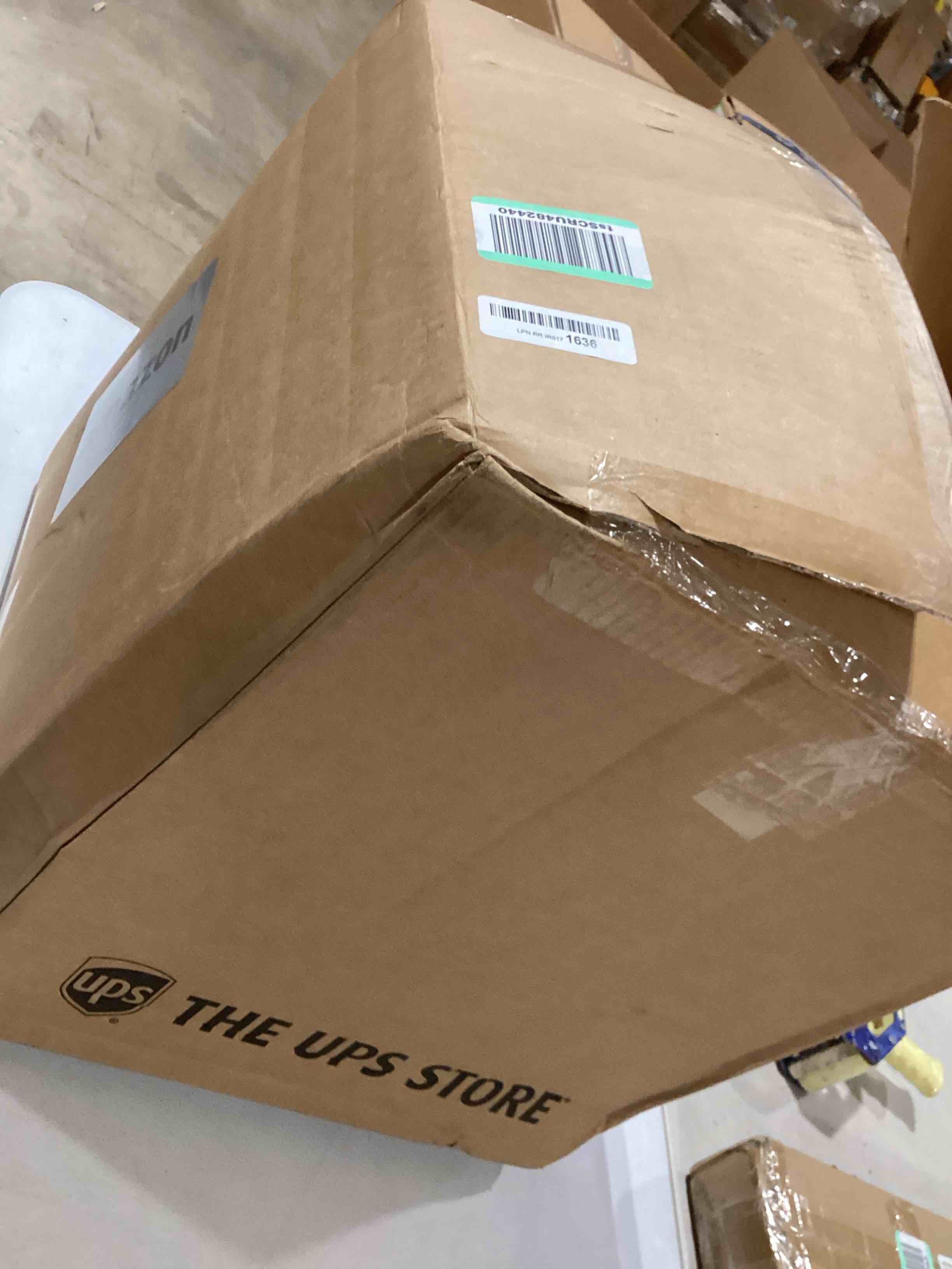 https://s3.amazonaws.com/lotting-images-prod/bidfta/TEA0393874_1728562346983.jpeg