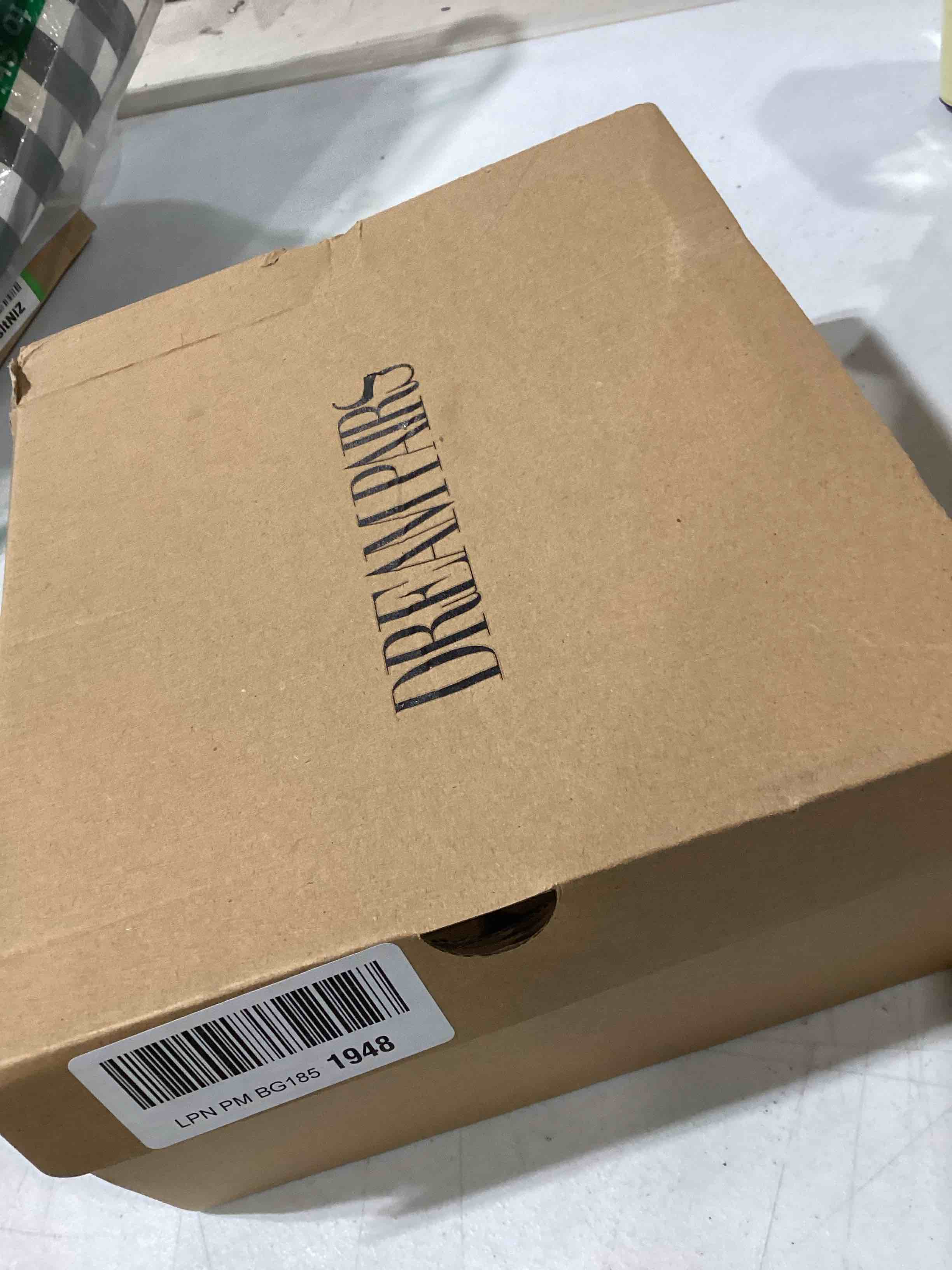 https://s3.amazonaws.com/lotting-images-prod/bidfta/TEA0393885_1728560782468.jpeg