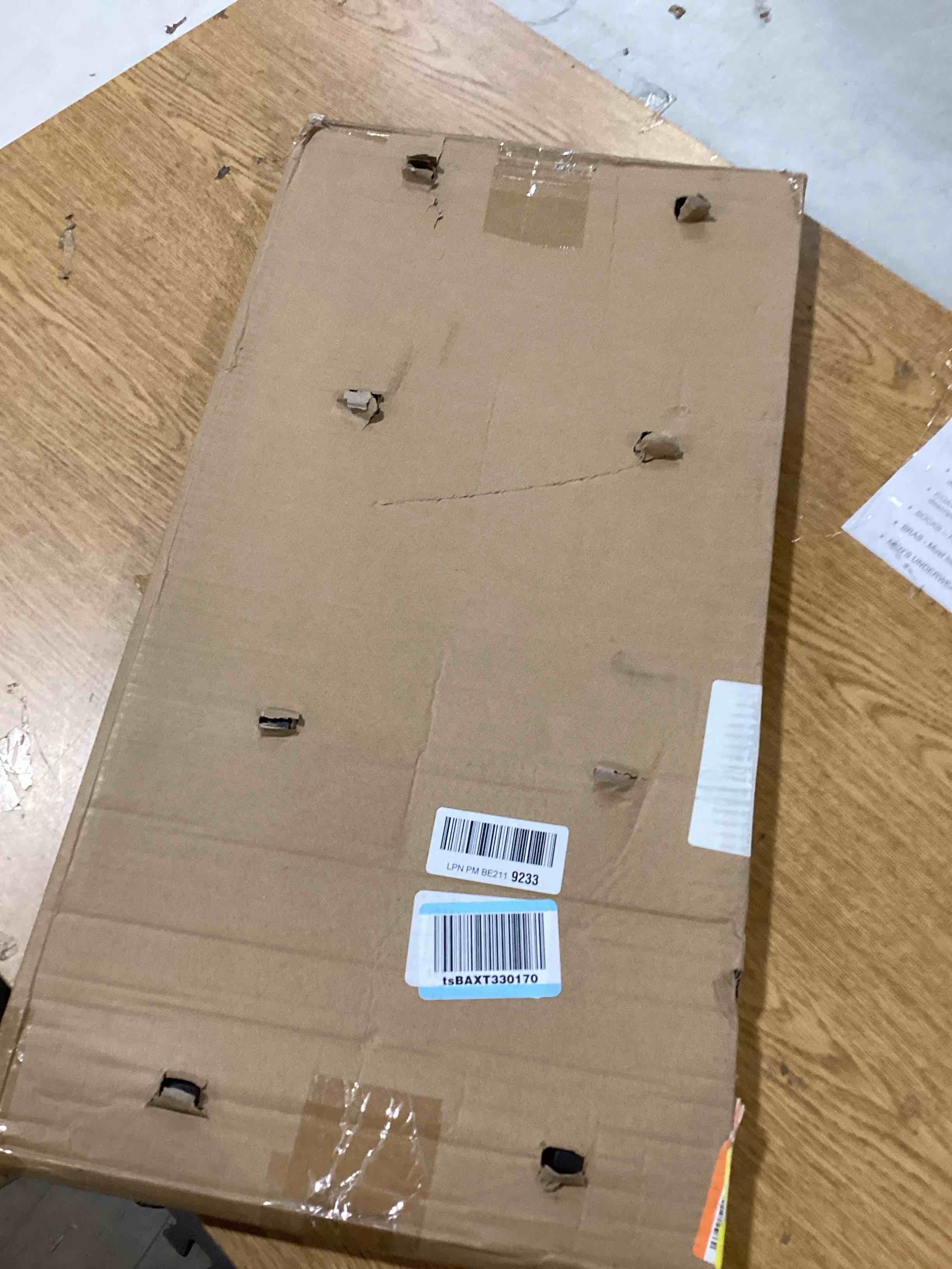 https://s3.amazonaws.com/lotting-images-prod/bidfta/TEA0394215_1730736242950.jpeg