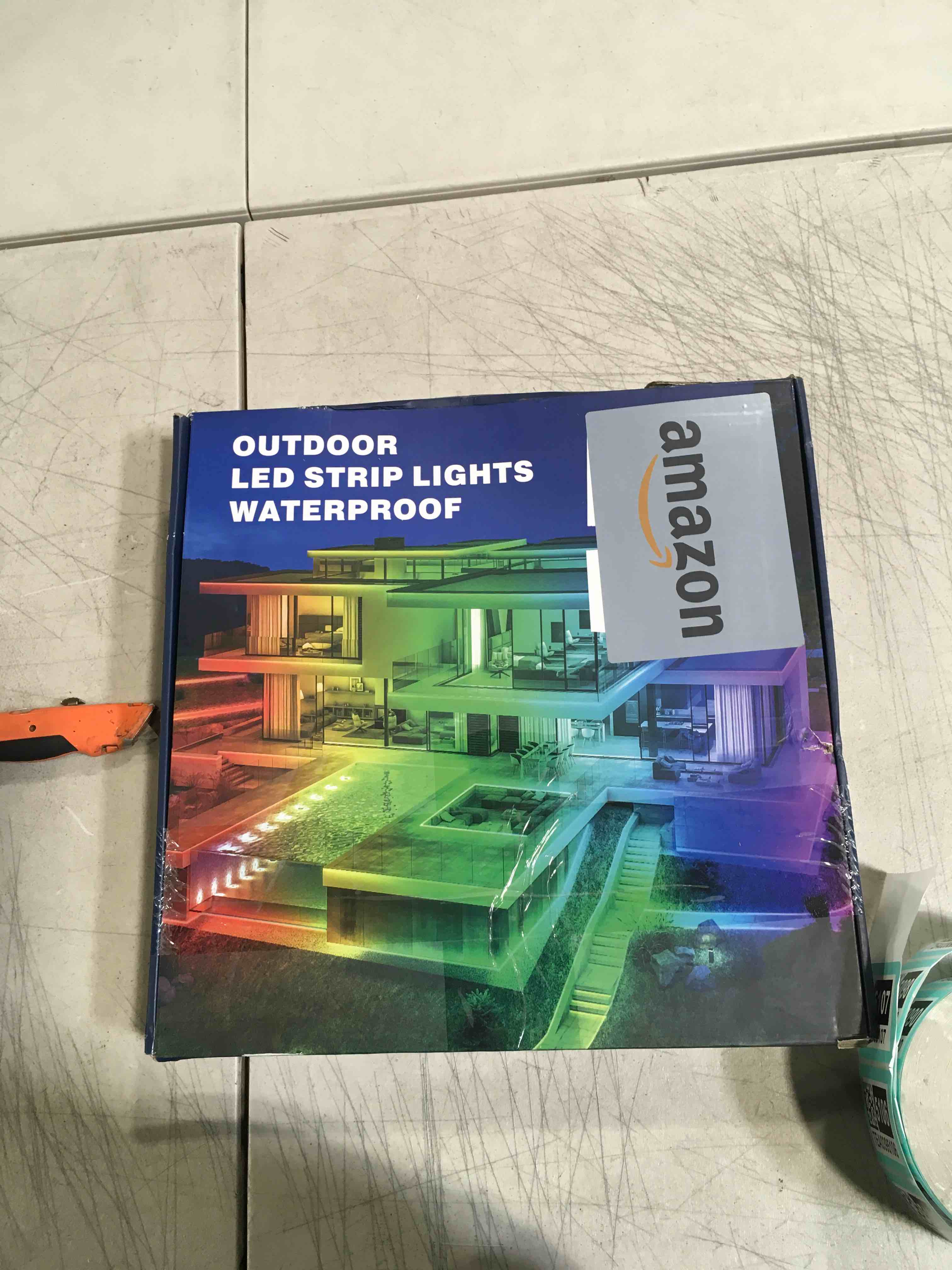 https://s3.amazonaws.com/lotting-images-prod/bidfta/TEA0395107_1729191226493.jpeg