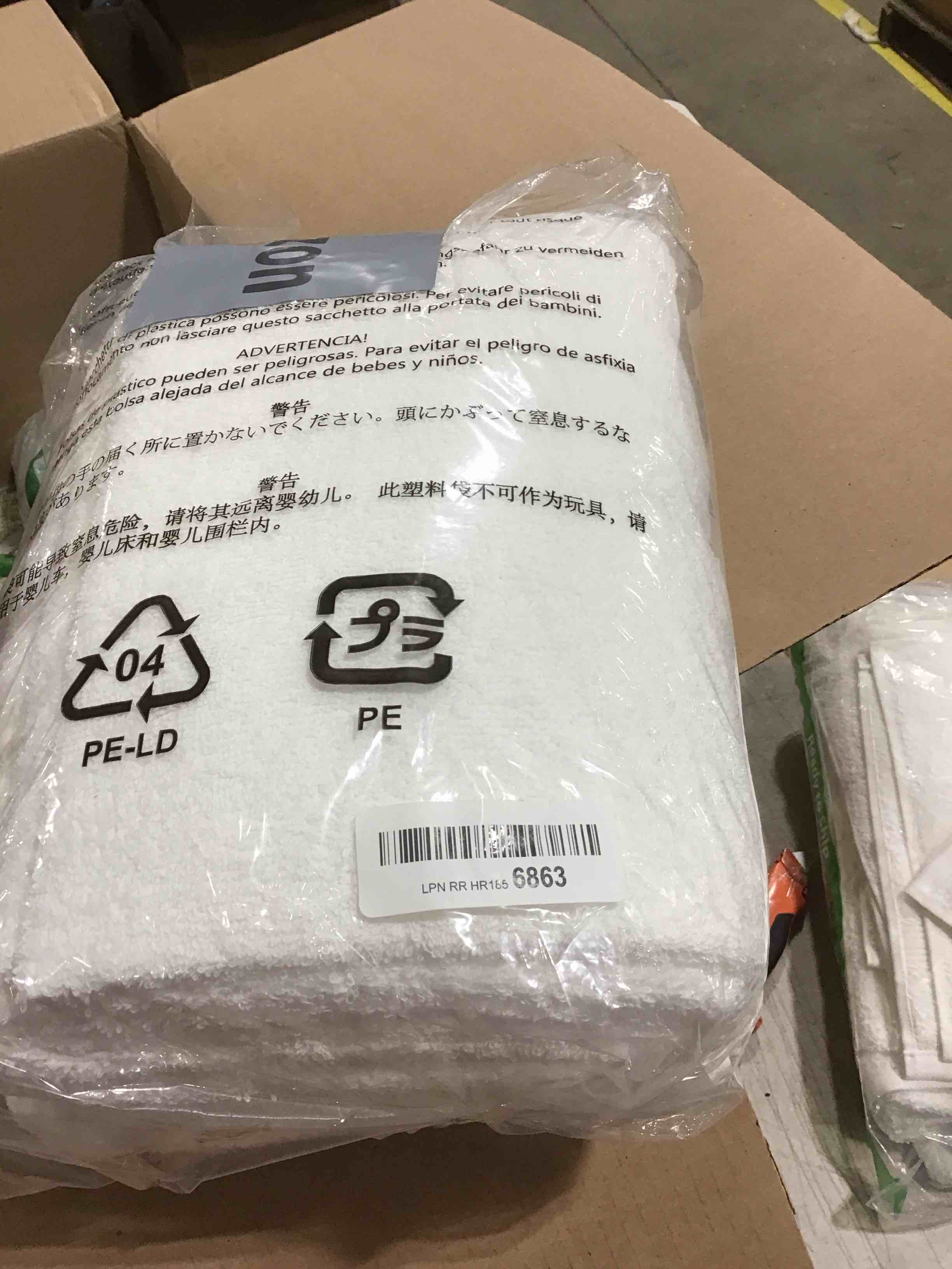 https://s3.amazonaws.com/lotting-images-prod/bidfta/TEA0395221_1729010072717.jpeg