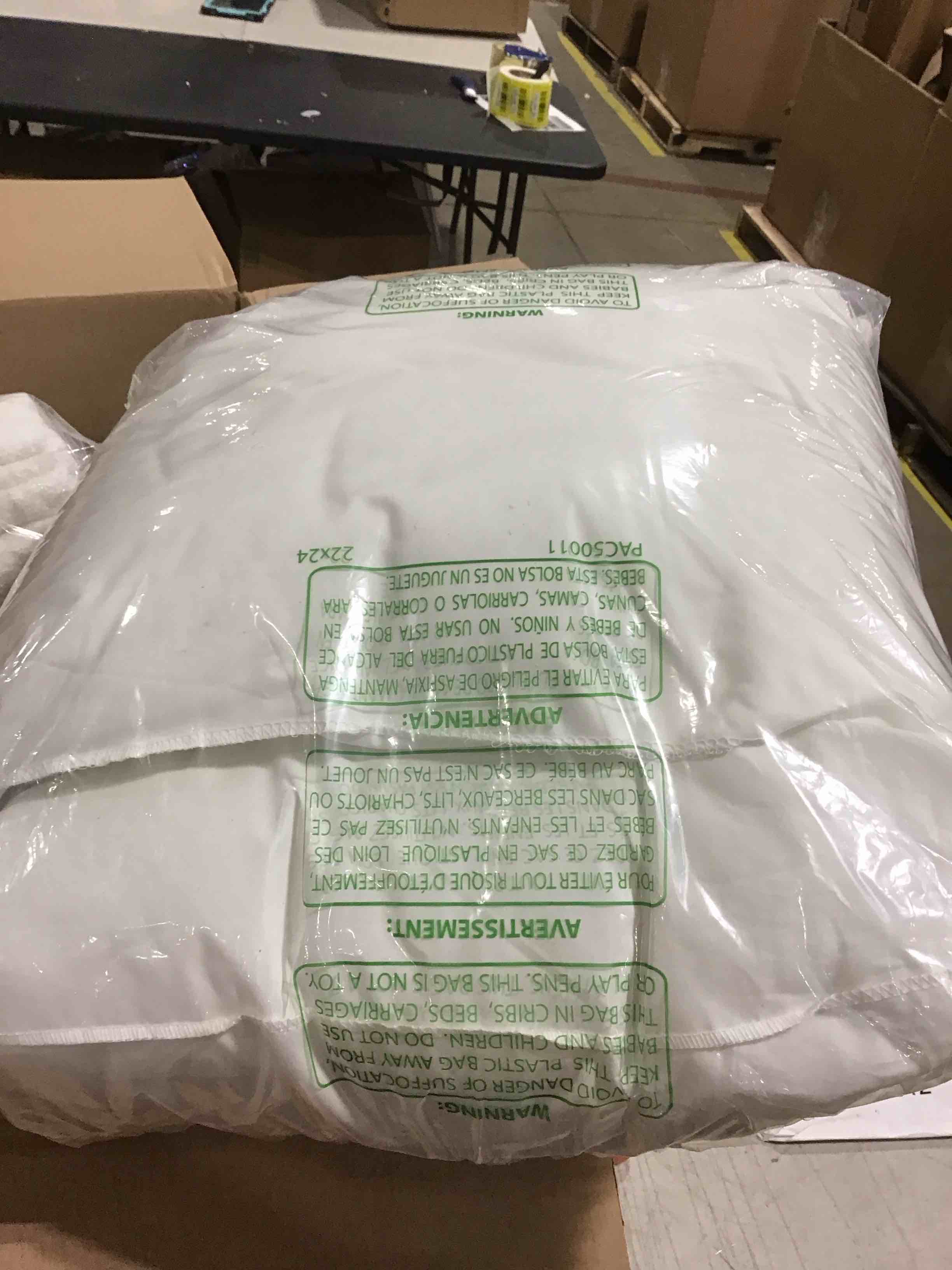 https://s3.amazonaws.com/lotting-images-prod/bidfta/TEA0395223_1729009899937.jpeg