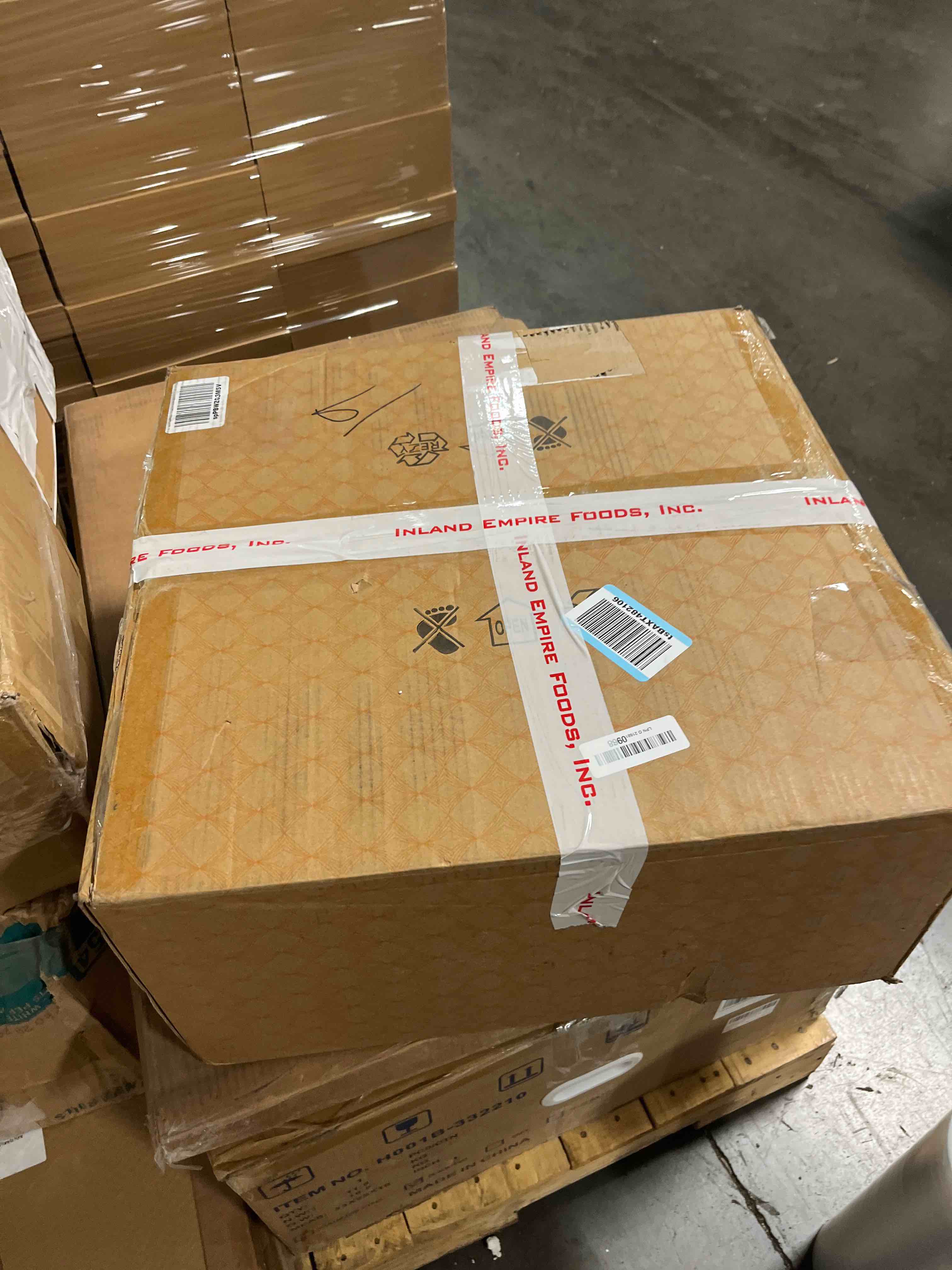 https://s3.amazonaws.com/lotting-images-prod/bidfta/TEA0396573_1734276413530.jpeg