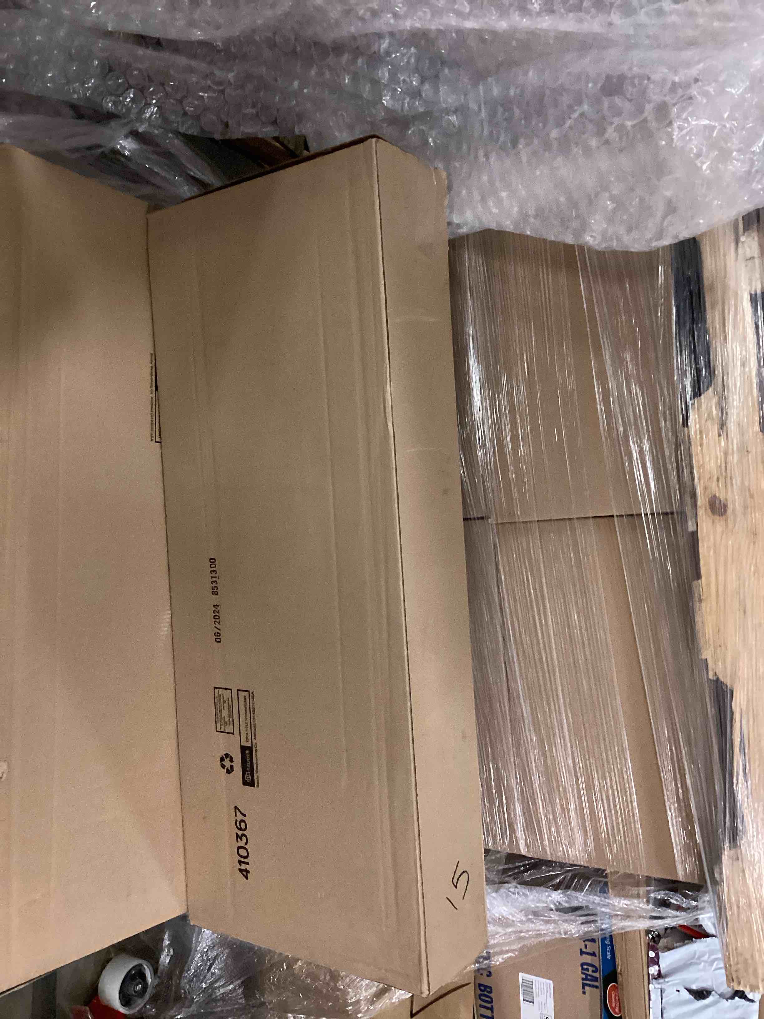 https://s3.amazonaws.com/lotting-images-prod/bidfta/TEA0397742_1732643775504.jpeg