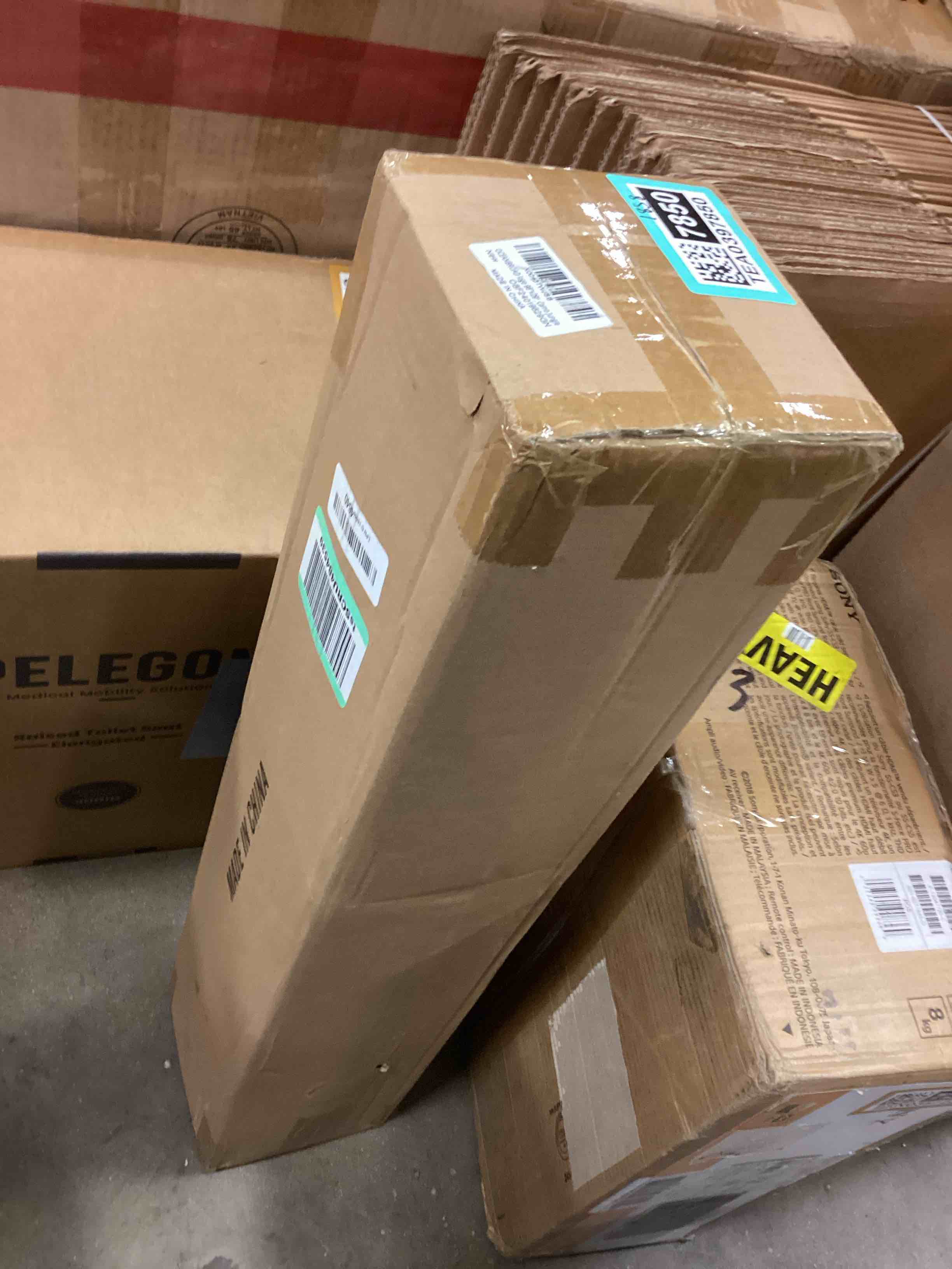 https://s3.amazonaws.com/lotting-images-prod/bidfta/TEA0397850_1732563411057.jpeg