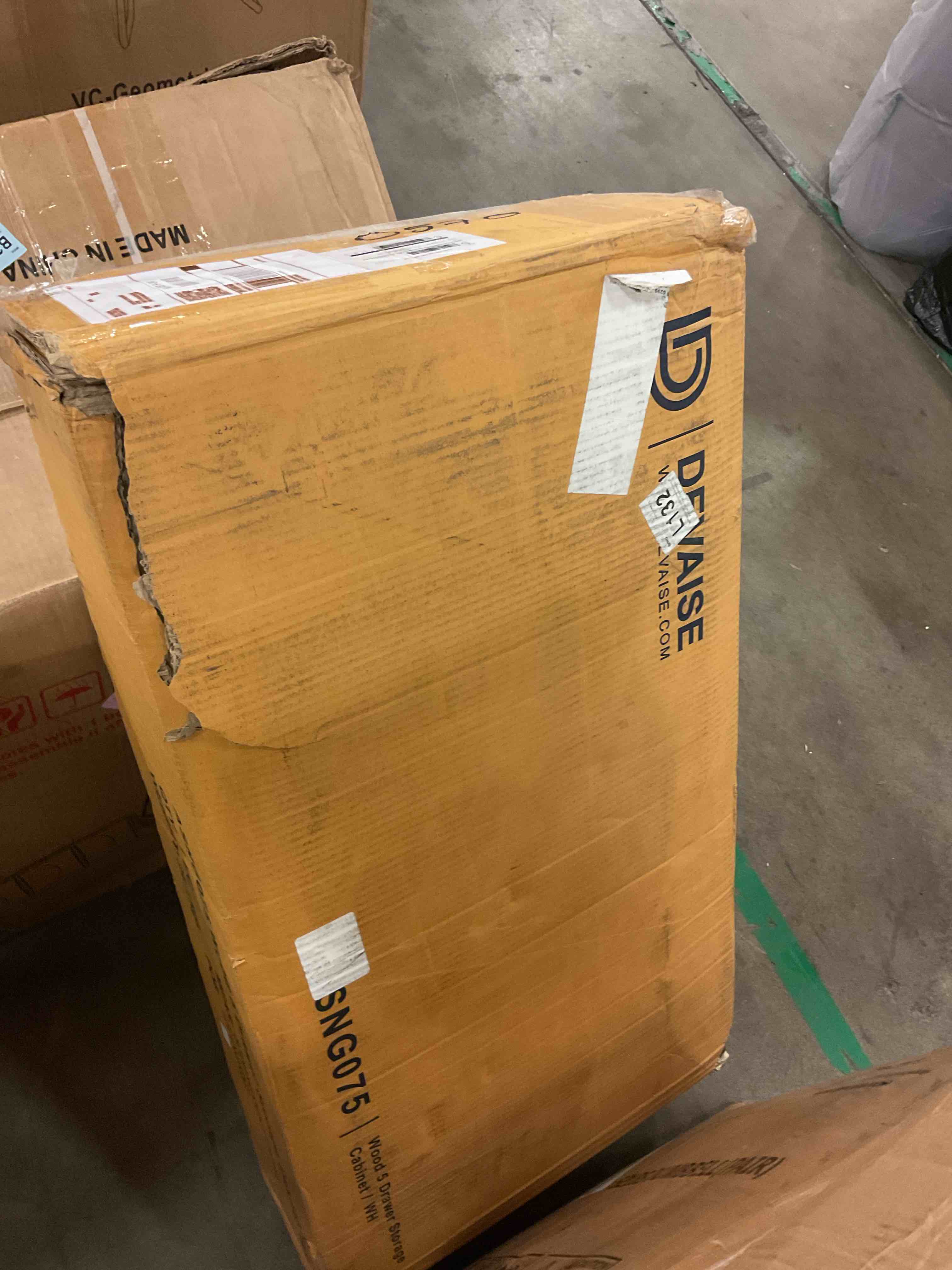 https://s3.amazonaws.com/lotting-images-prod/bidfta/TEA0398425_1752676952749.jpeg