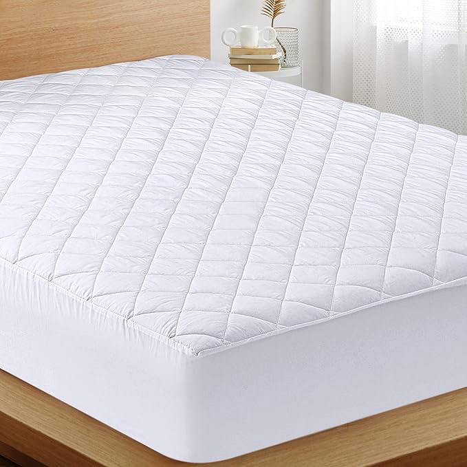 Utopia Bedding Quilted Fitted Mattress Pad, Queen Size, Elastic Fitted Mattress Topper Protector and Cover Stretches up to 16 Inches Deep, Machine Washable (White)