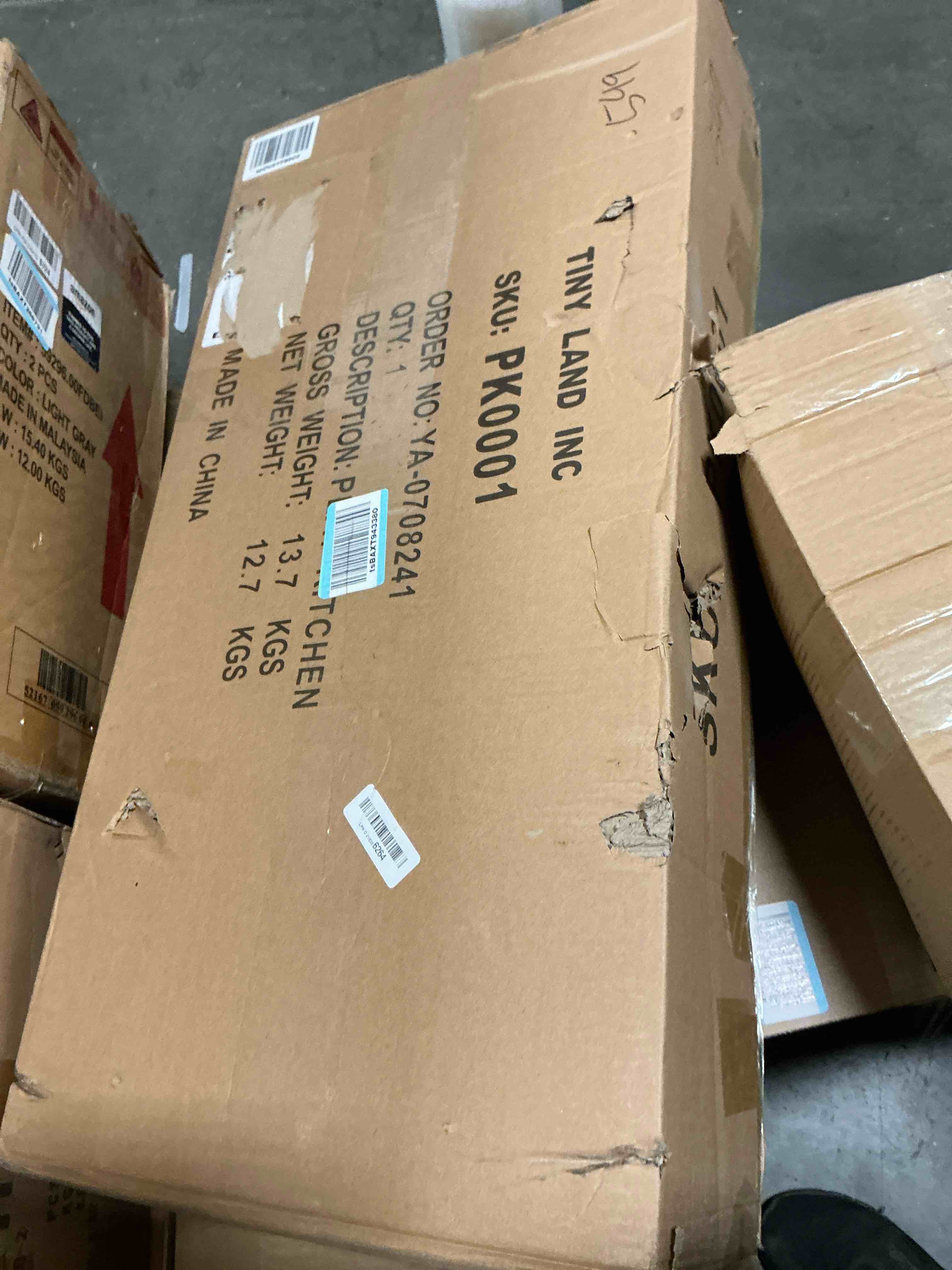 https://s3.amazonaws.com/lotting-images-prod/bidfta/TEA0410711_1734289561637.jpeg