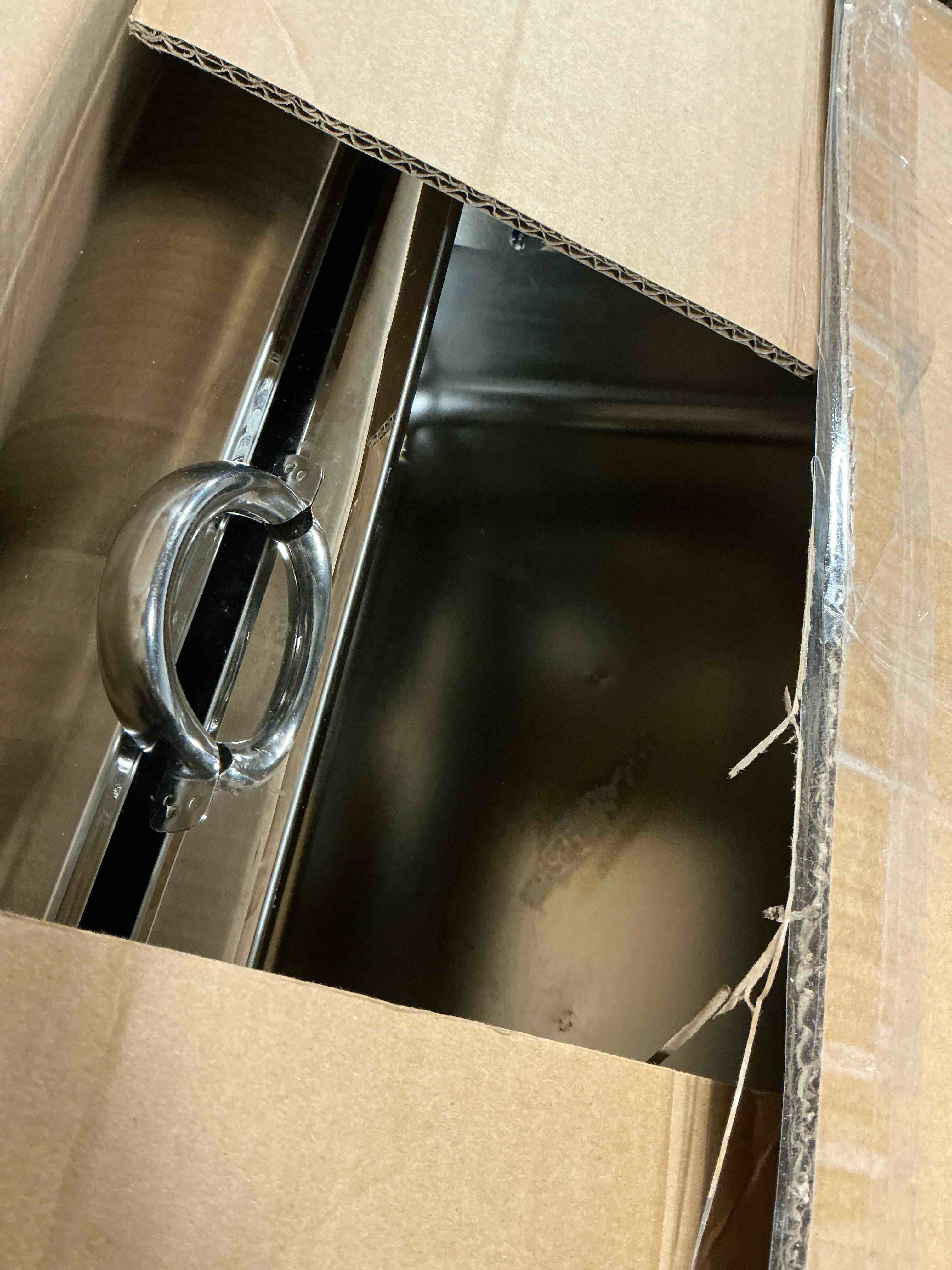 https://s3.amazonaws.com/lotting-images-prod/bidfta/TEA0410791_1734288276607.jpeg