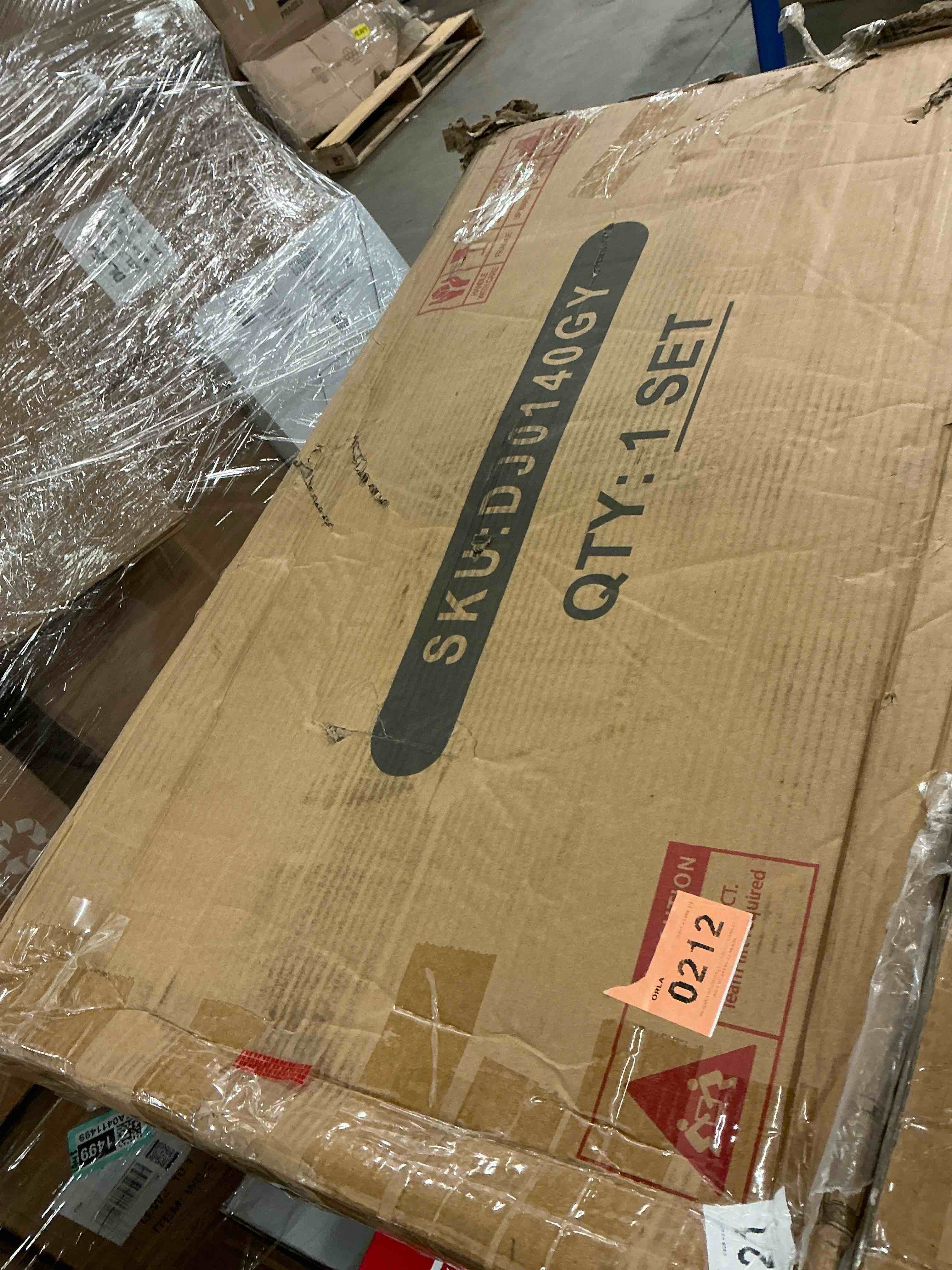 https://s3.amazonaws.com/lotting-images-prod/bidfta/TEA0411049_1734042381087.jpeg