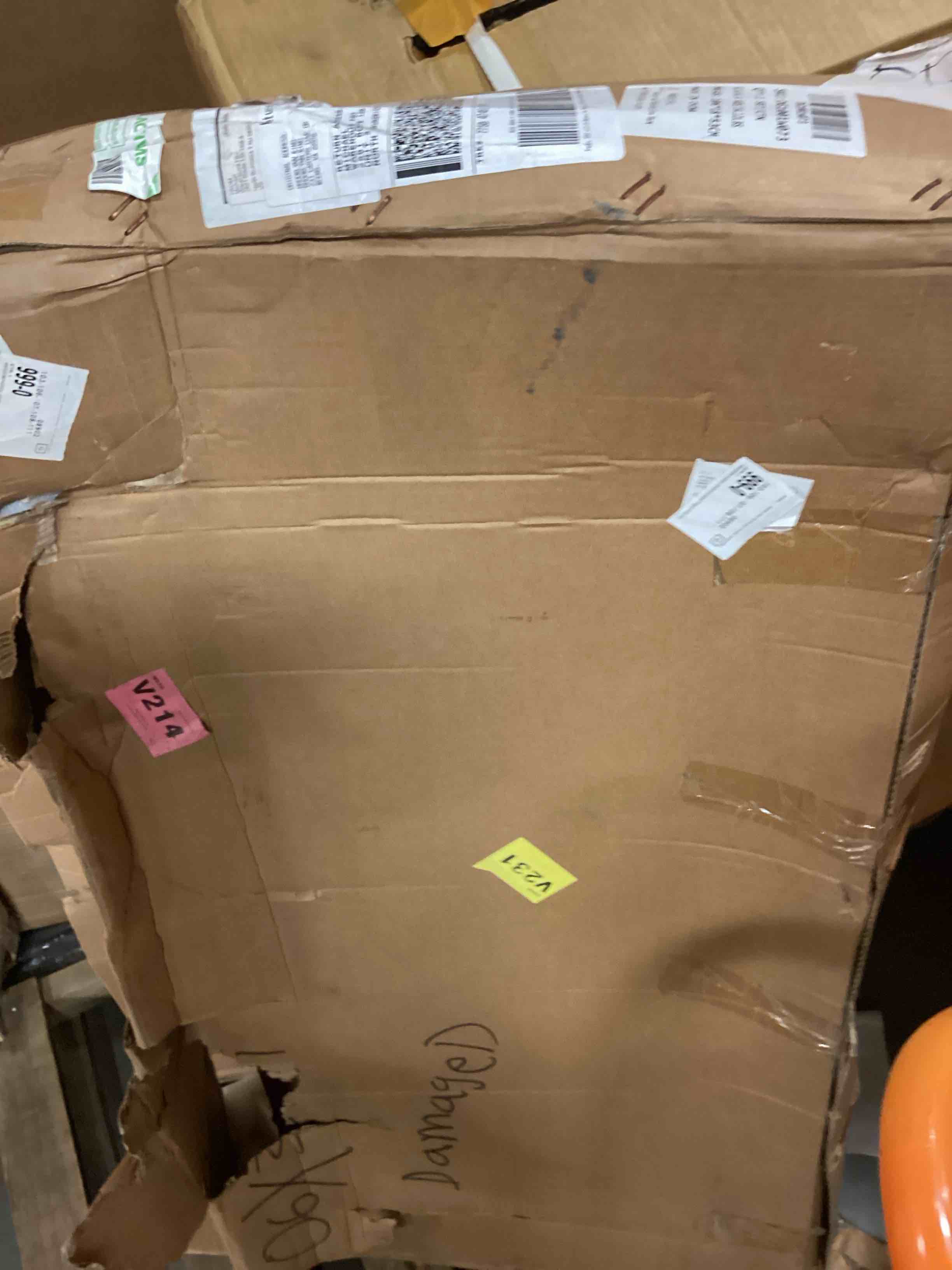 https://s3.amazonaws.com/lotting-images-prod/bidfta/TEA0411162_1734025157649.jpeg