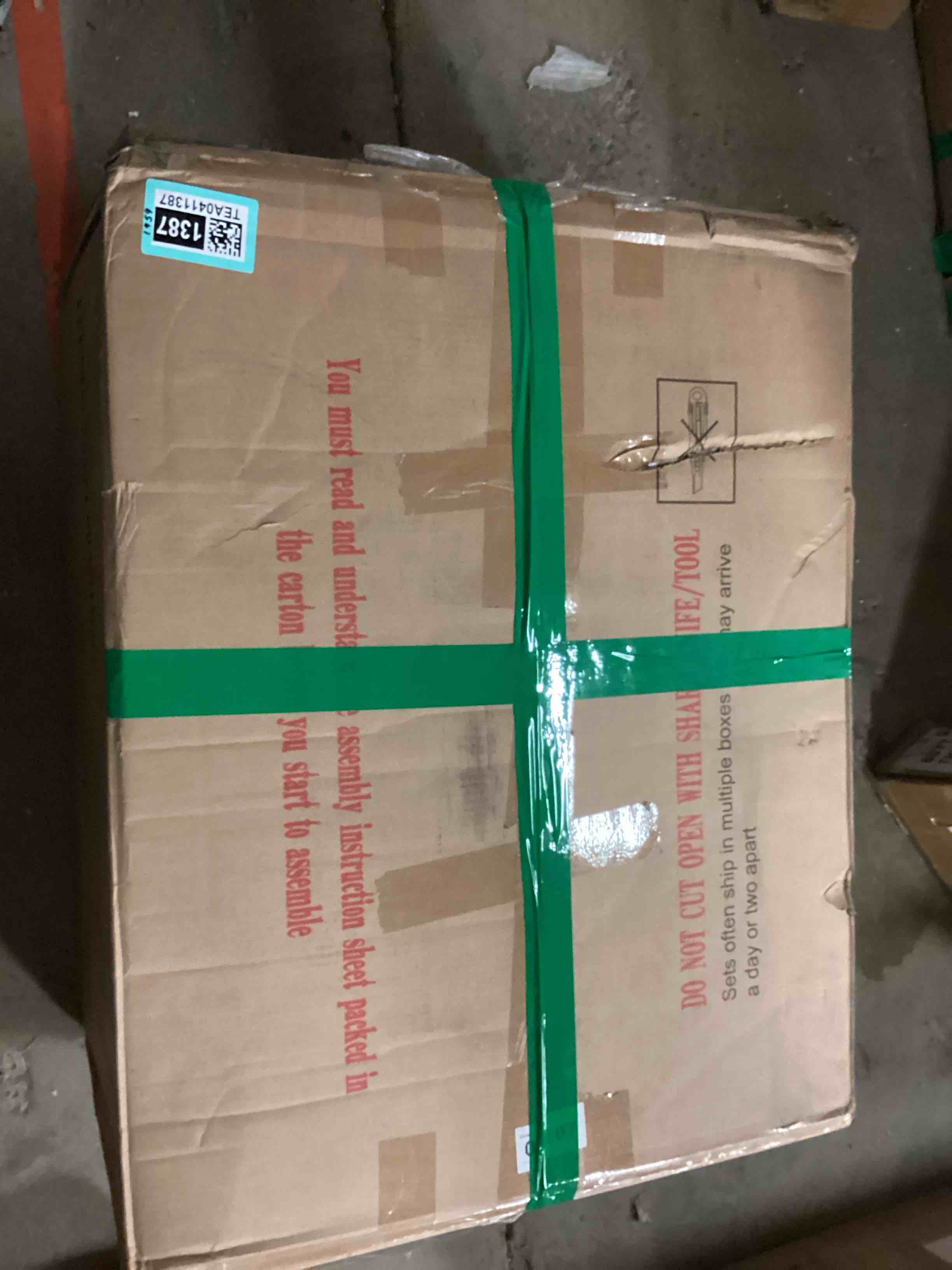 https://s3.amazonaws.com/lotting-images-prod/bidfta/TEA0411387_1733843972531.jpeg