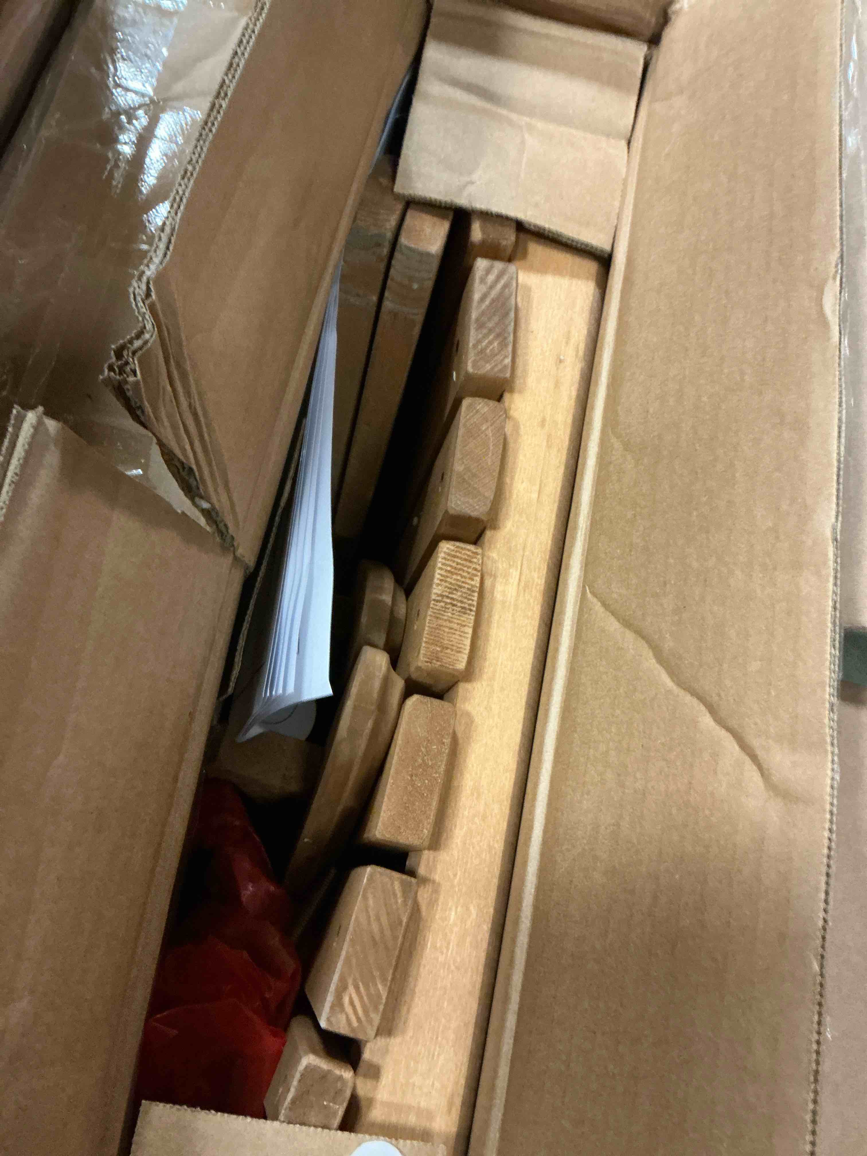 https://s3.amazonaws.com/lotting-images-prod/bidfta/TEA0411432_1733766185050.jpeg