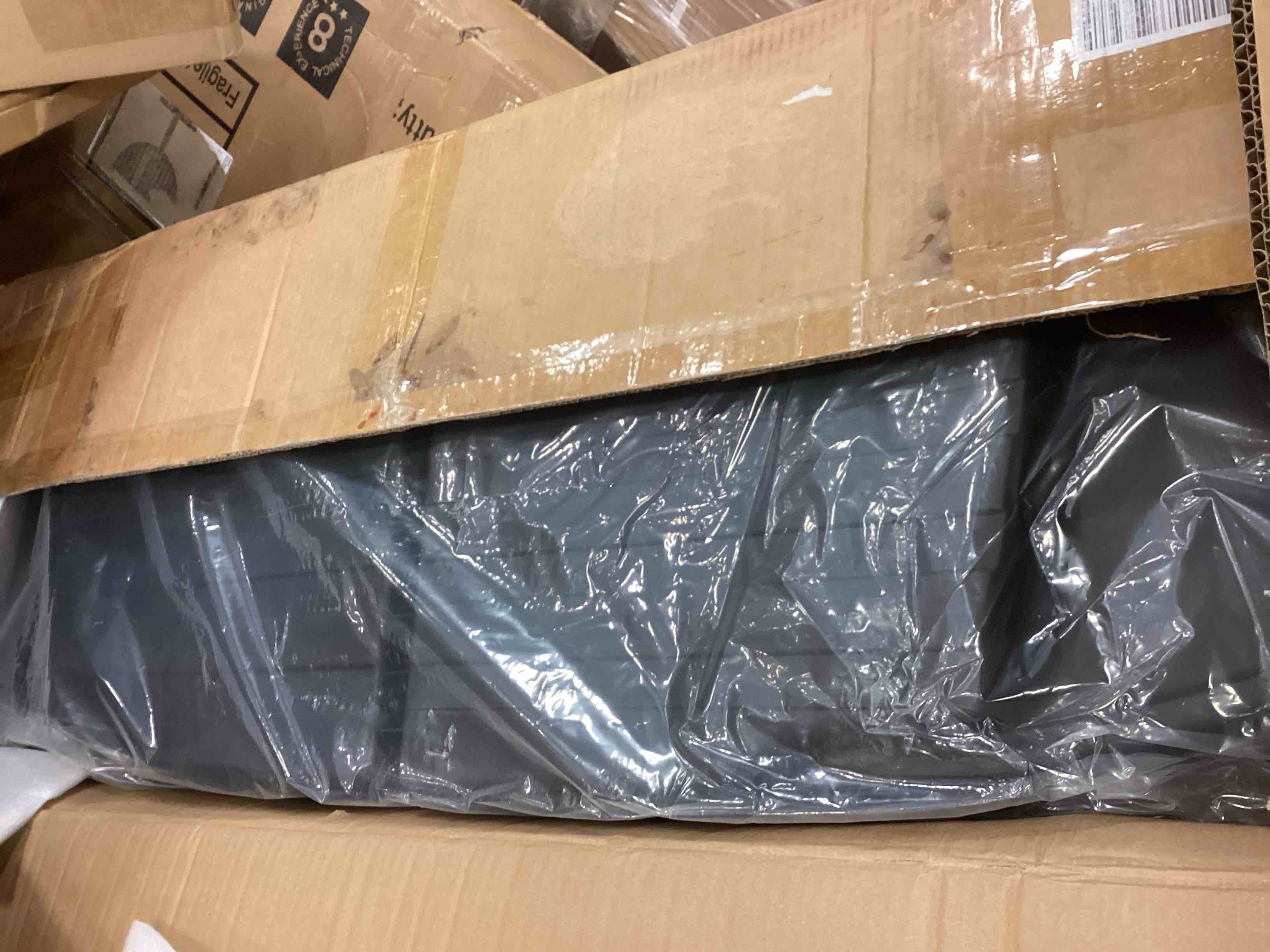 https://s3.amazonaws.com/lotting-images-prod/bidfta/TEA0411793_1732311208995.jpeg