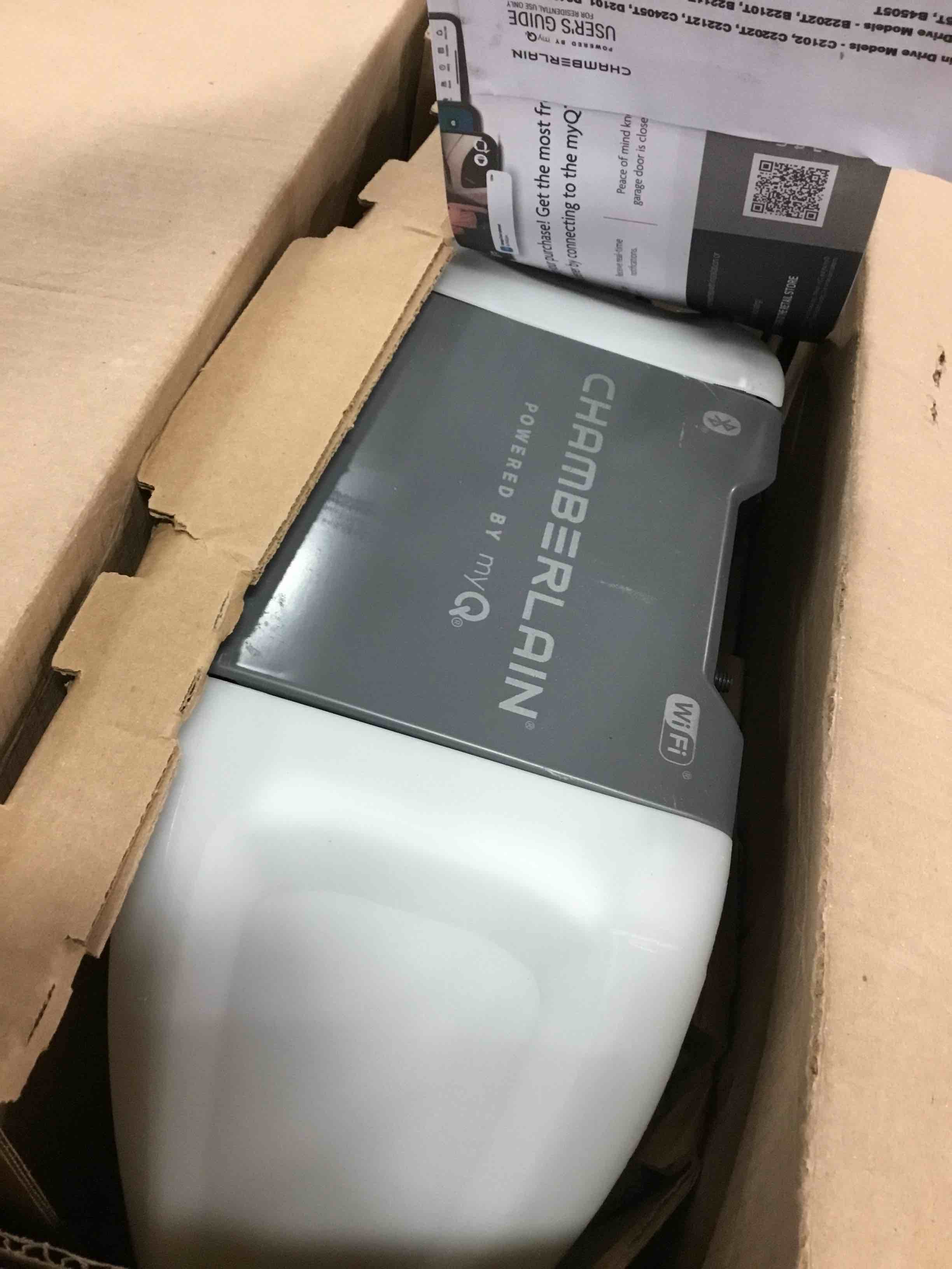 https://s3.amazonaws.com/lotting-images-prod/bidfta/TEA0411823_1732298540572.jpeg