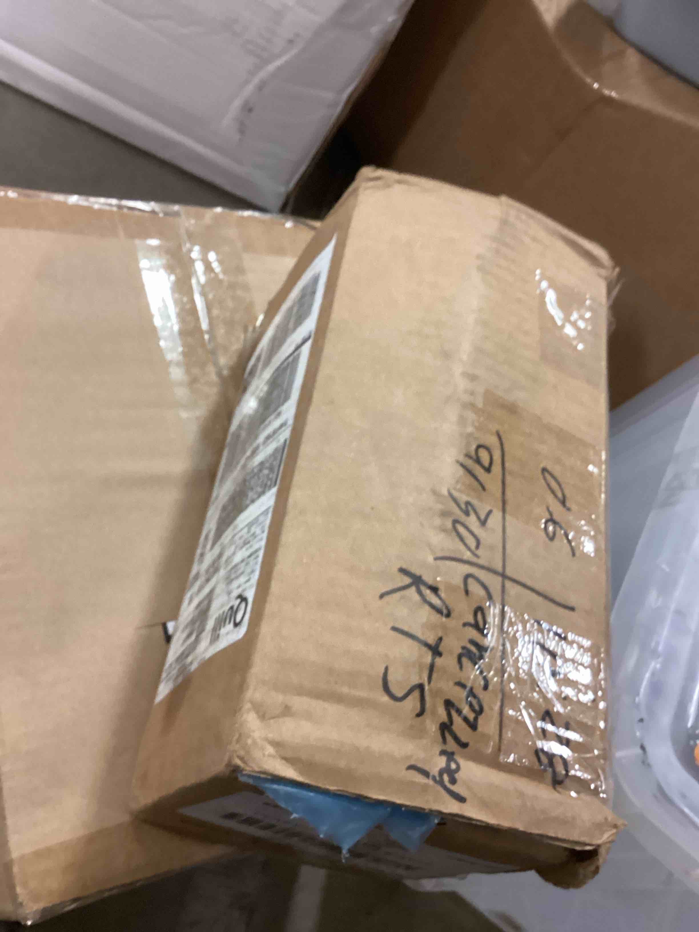 https://s3.amazonaws.com/lotting-images-prod/bidfta/TEA0414257_1731860241857.jpeg