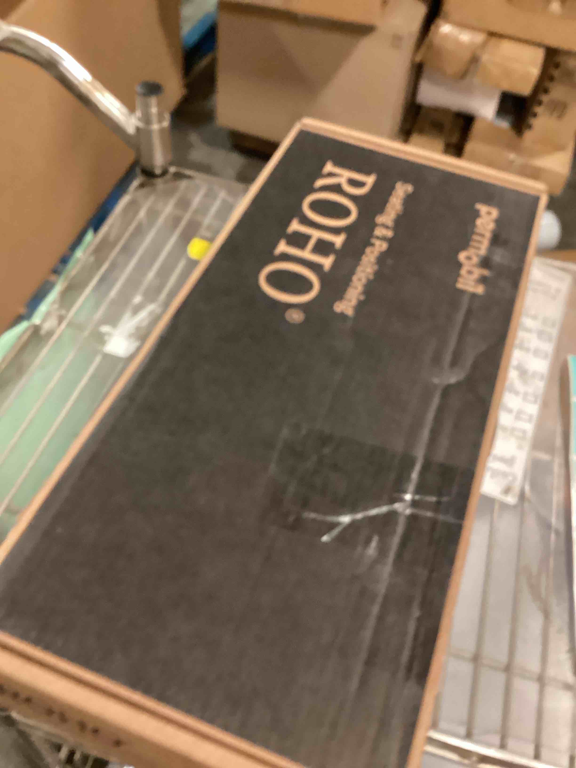 https://s3.amazonaws.com/lotting-images-prod/bidfta/TEA0414325_1731707879710.jpeg