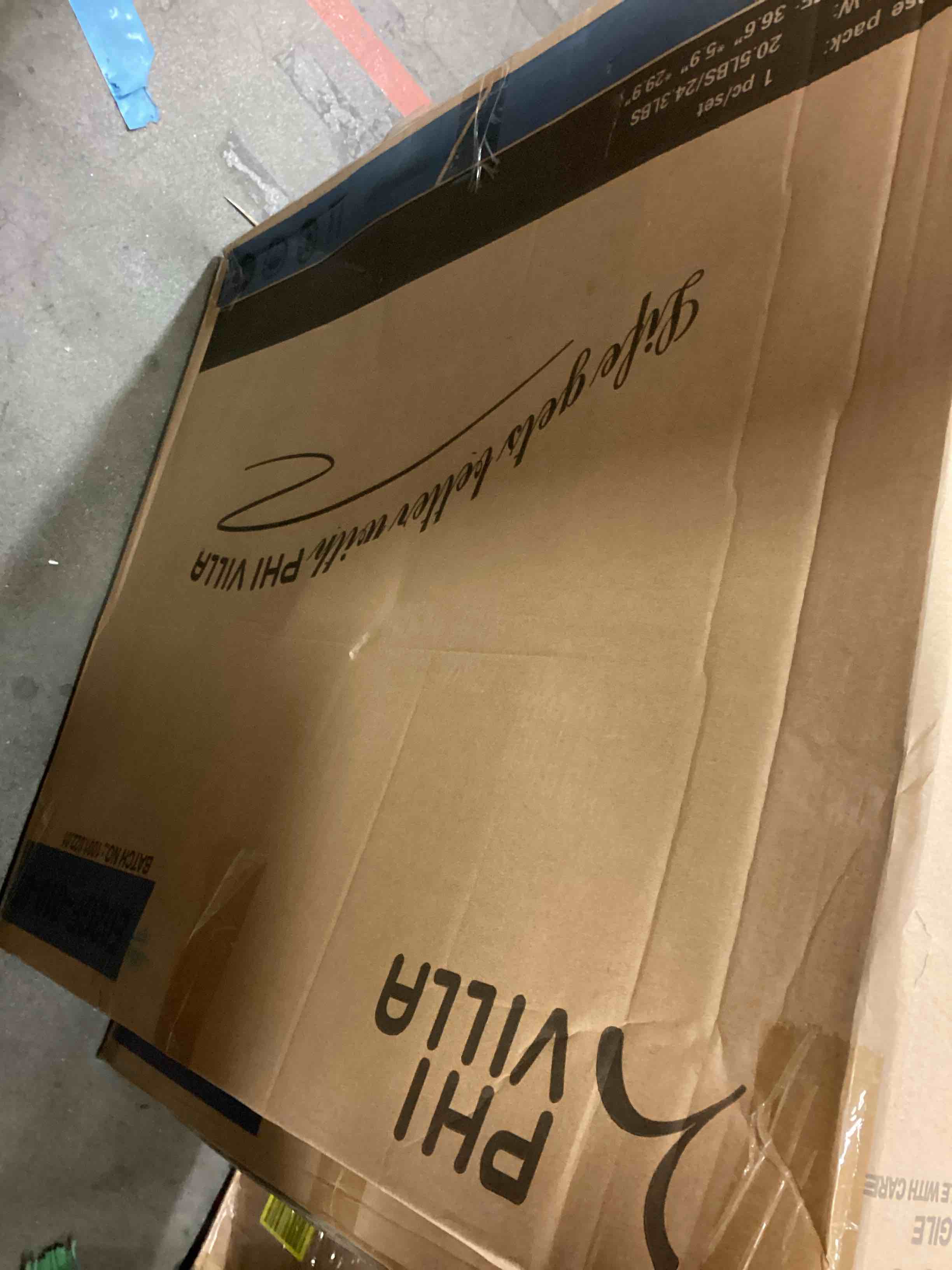 https://s3.amazonaws.com/lotting-images-prod/bidfta/TEA0417104_1733590159962.jpeg