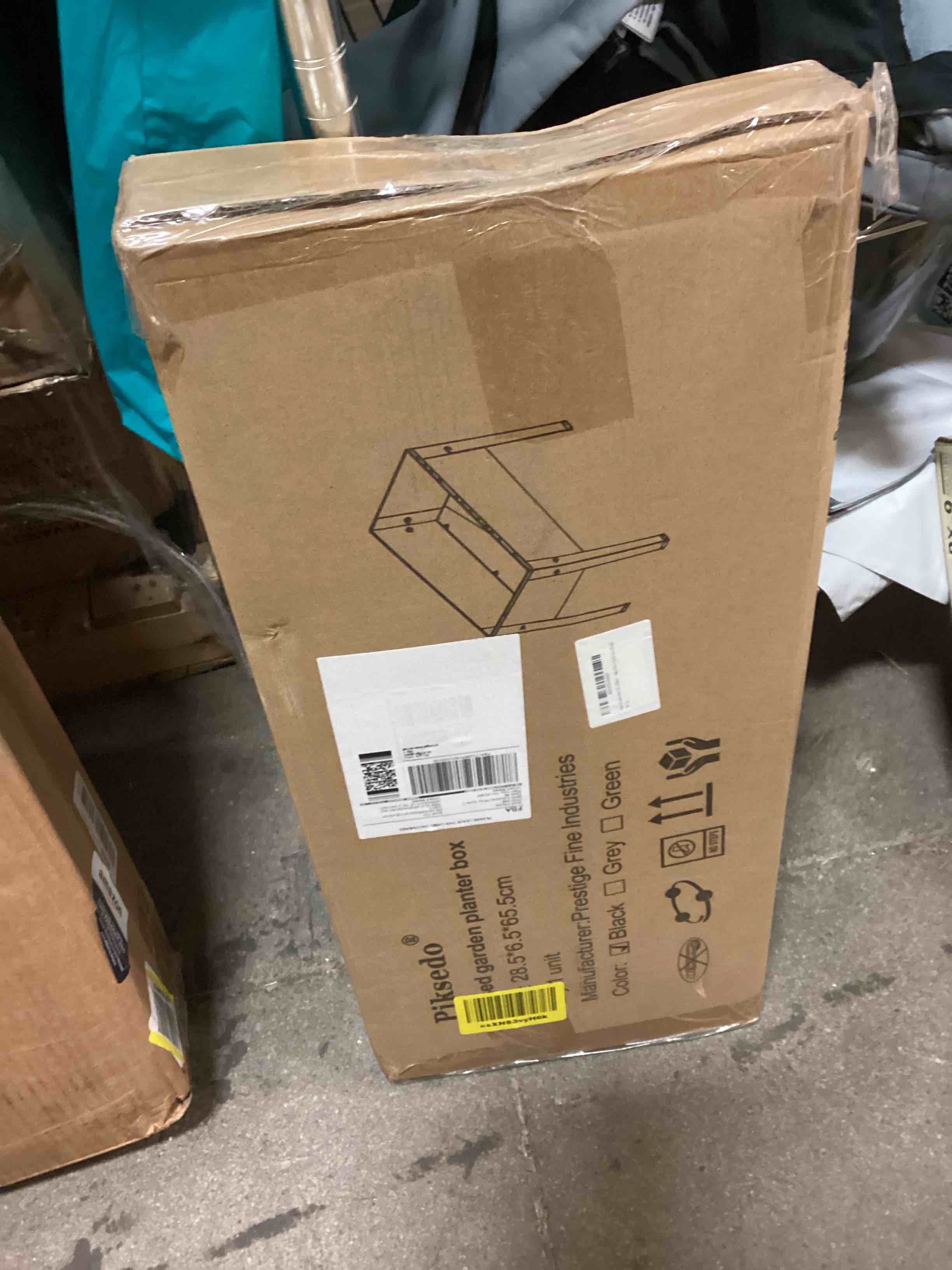 https://s3.amazonaws.com/lotting-images-prod/bidfta/TEA0417112_1733584883573.jpeg