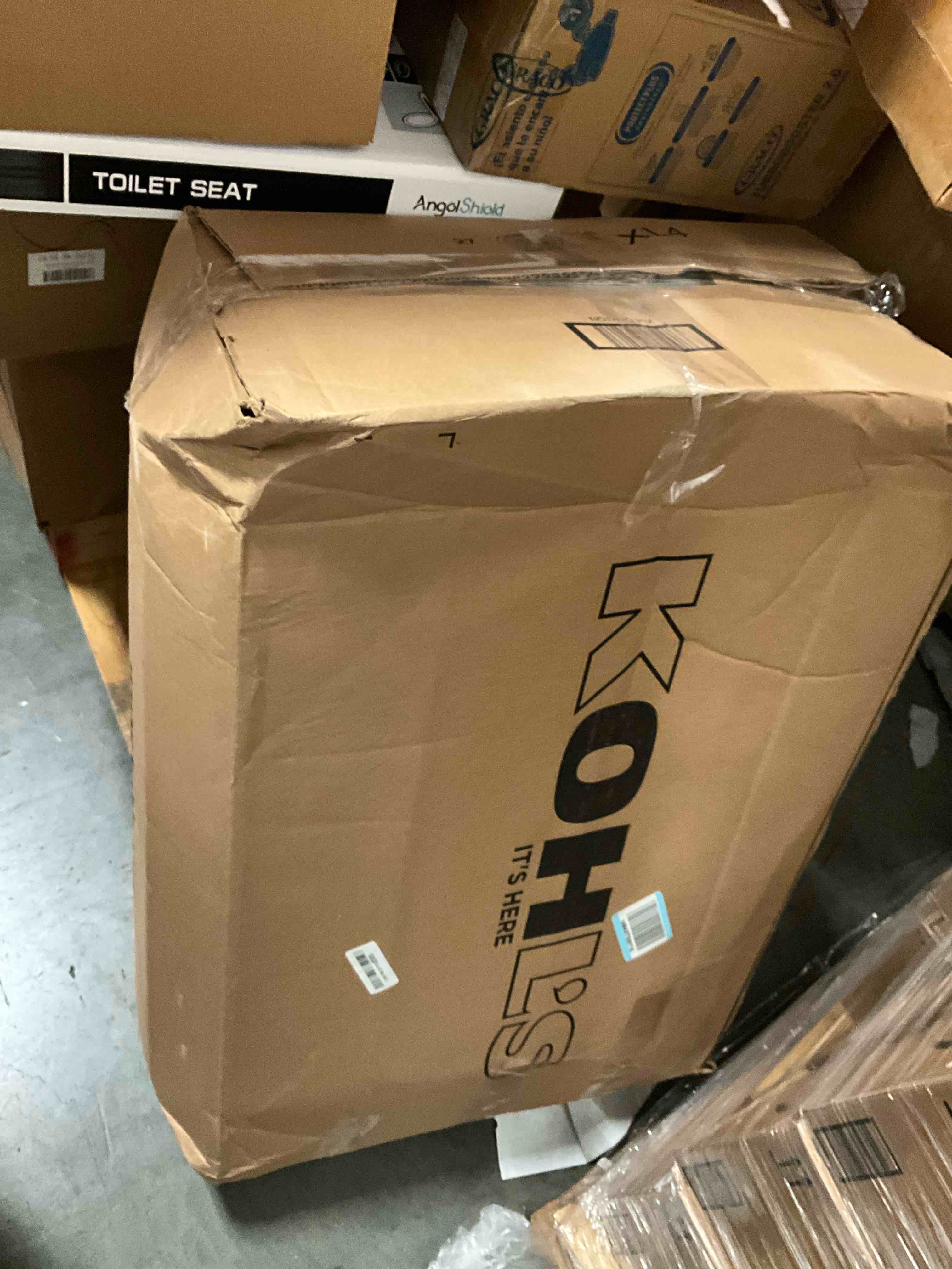 https://s3.amazonaws.com/lotting-images-prod/bidfta/TEA0417155_1733419548006.jpeg