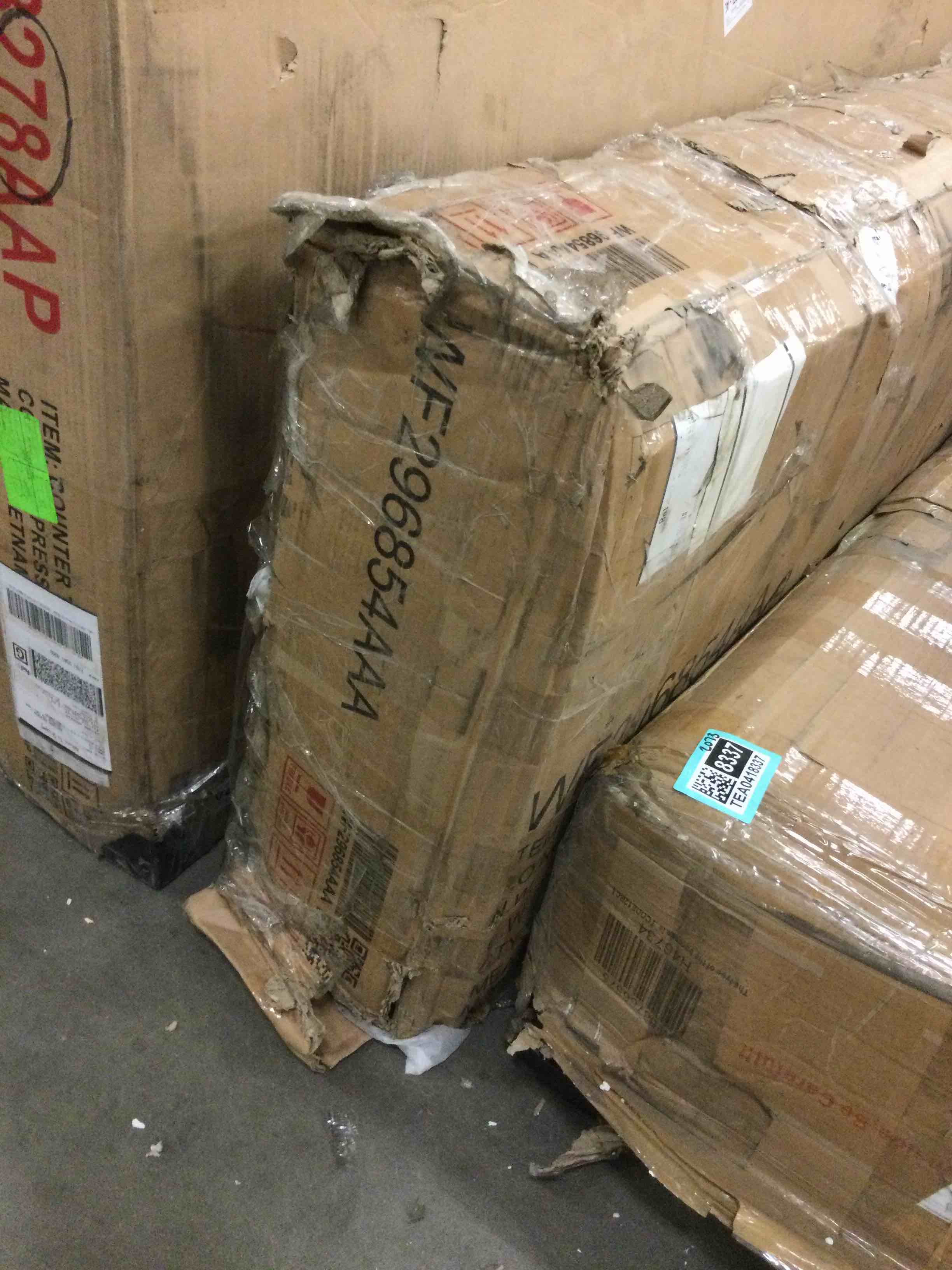 https://s3.amazonaws.com/lotting-images-prod/bidfta/TEA0418335_1735577101653.jpeg