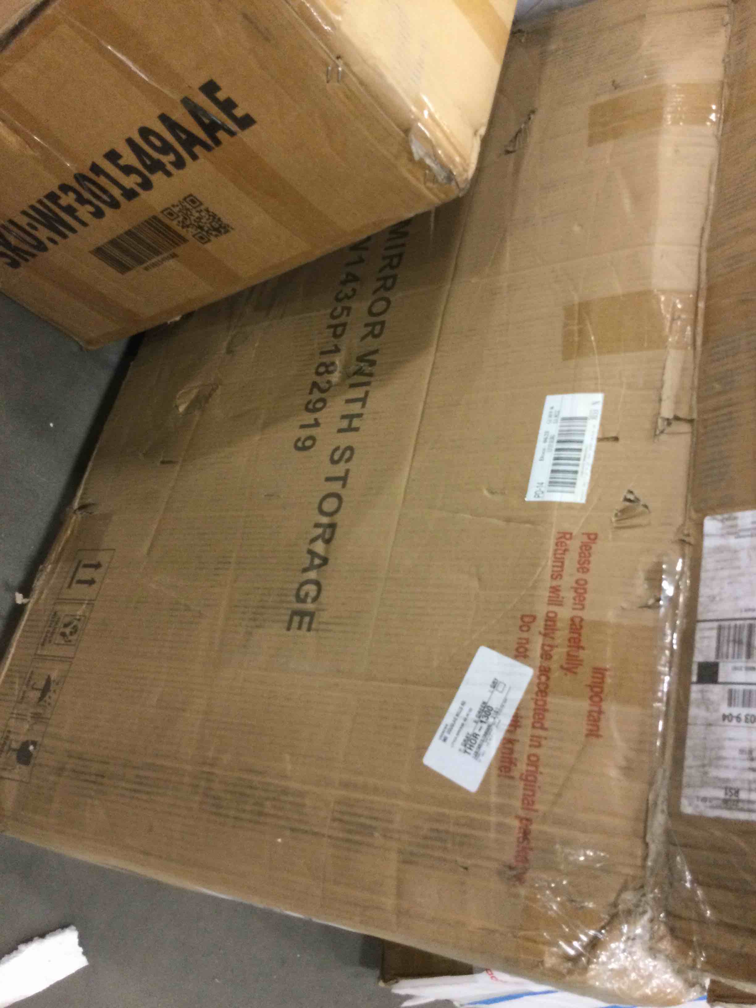 https://s3.amazonaws.com/lotting-images-prod/bidfta/TEA0418338_1735576292904.jpeg