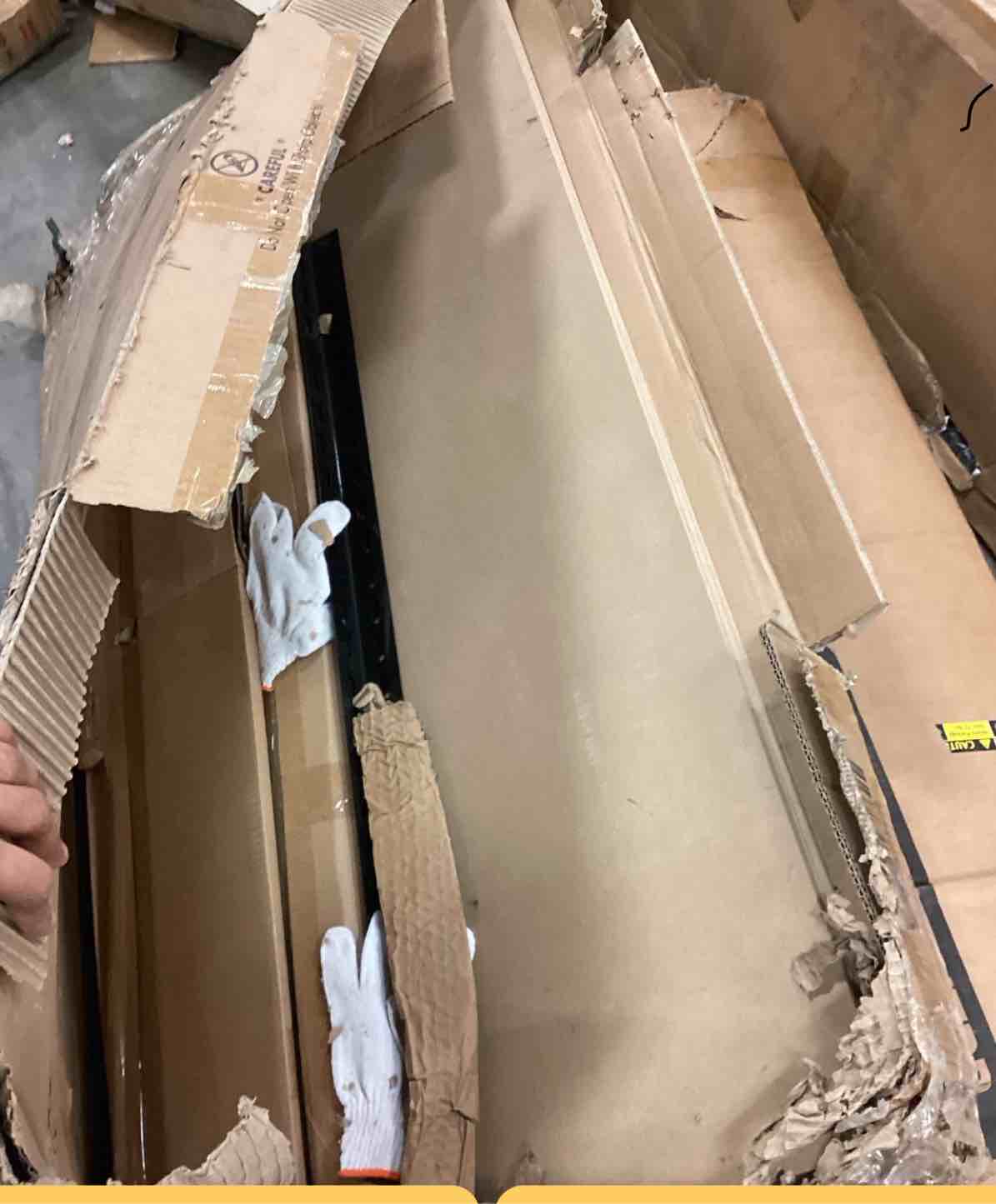 https://s3.amazonaws.com/lotting-images-prod/bidfta/TEA0419993_1728501565880.jpeg