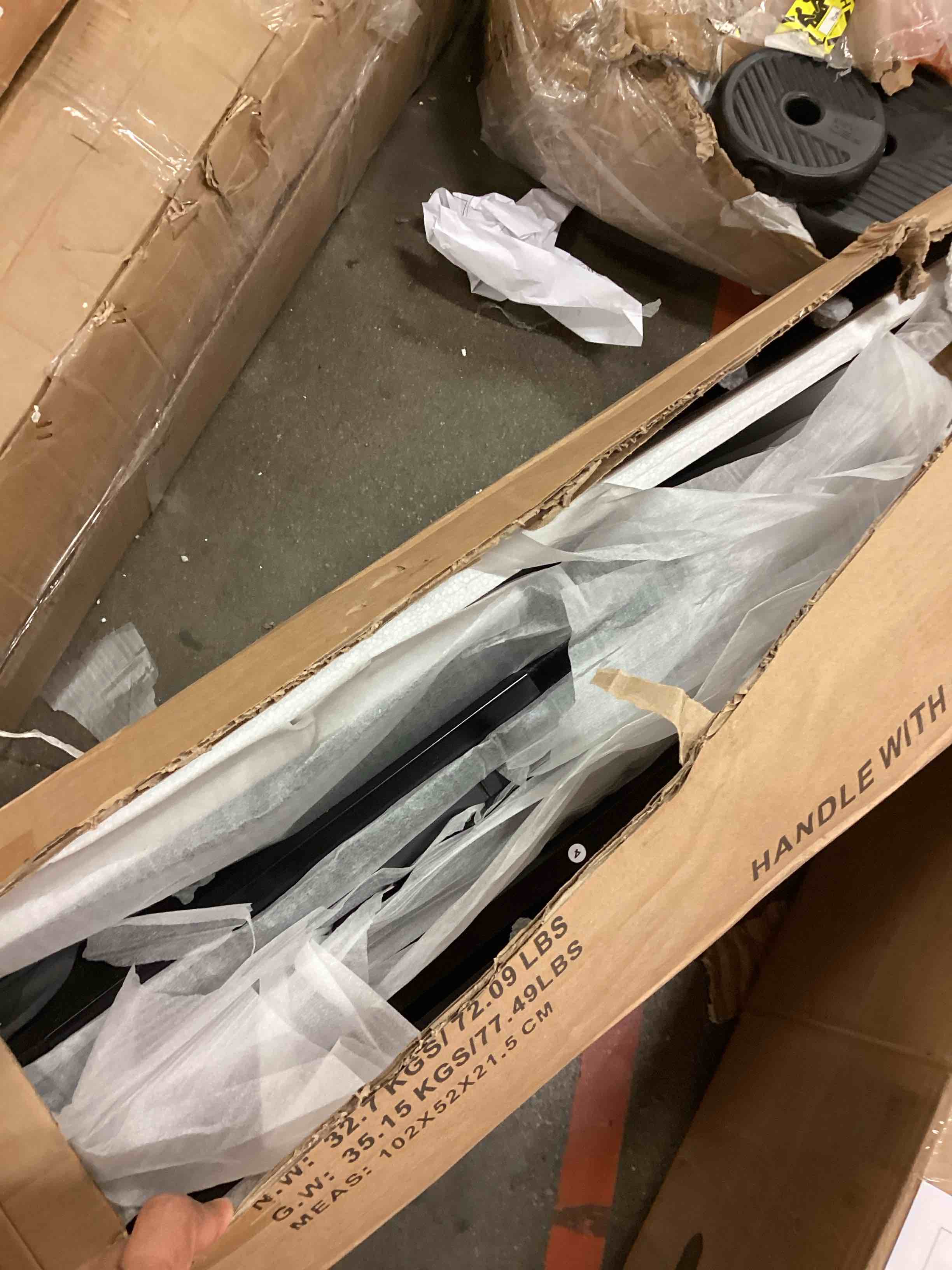 https://s3.amazonaws.com/lotting-images-prod/bidfta/TEA0419998_1728591135764.jpeg