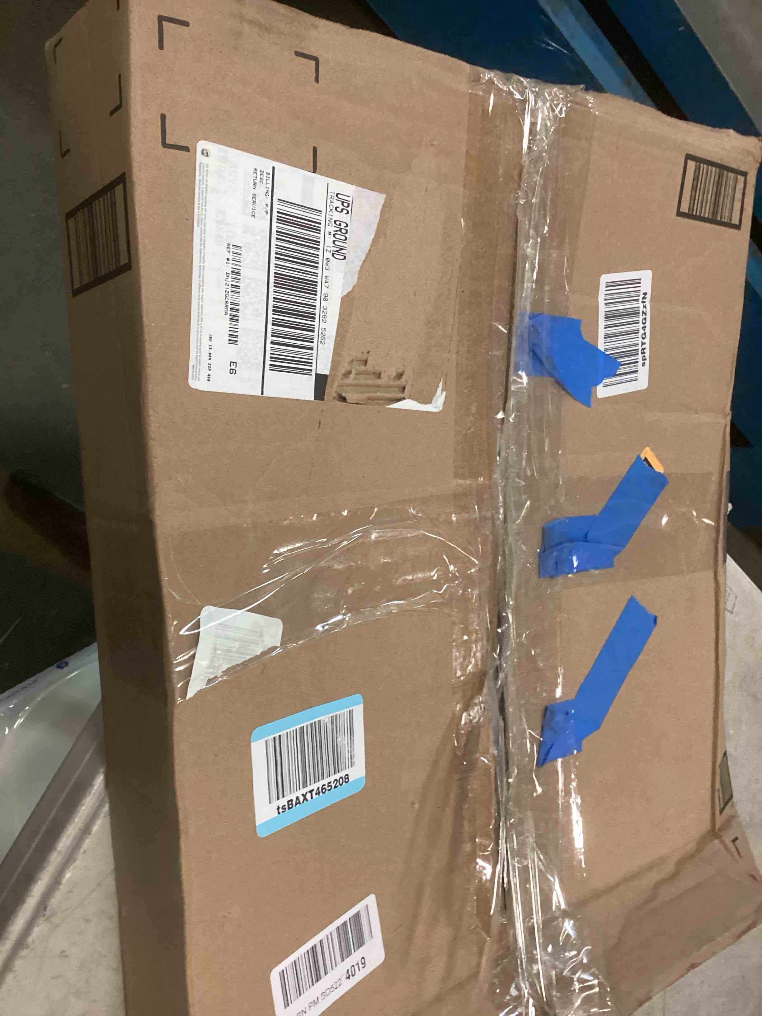 https://s3.amazonaws.com/lotting-images-prod/bidfta/TEA0421008_1728138267946.jpeg