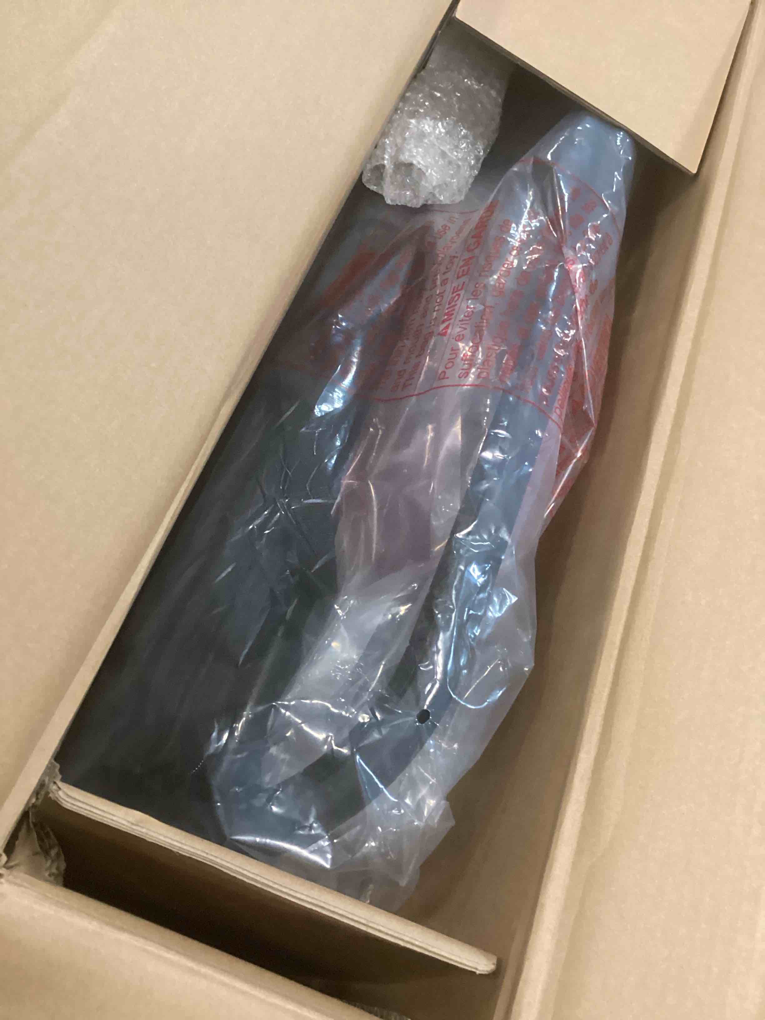 https://s3.amazonaws.com/lotting-images-prod/bidfta/TEA0421031_1728136221024.jpeg