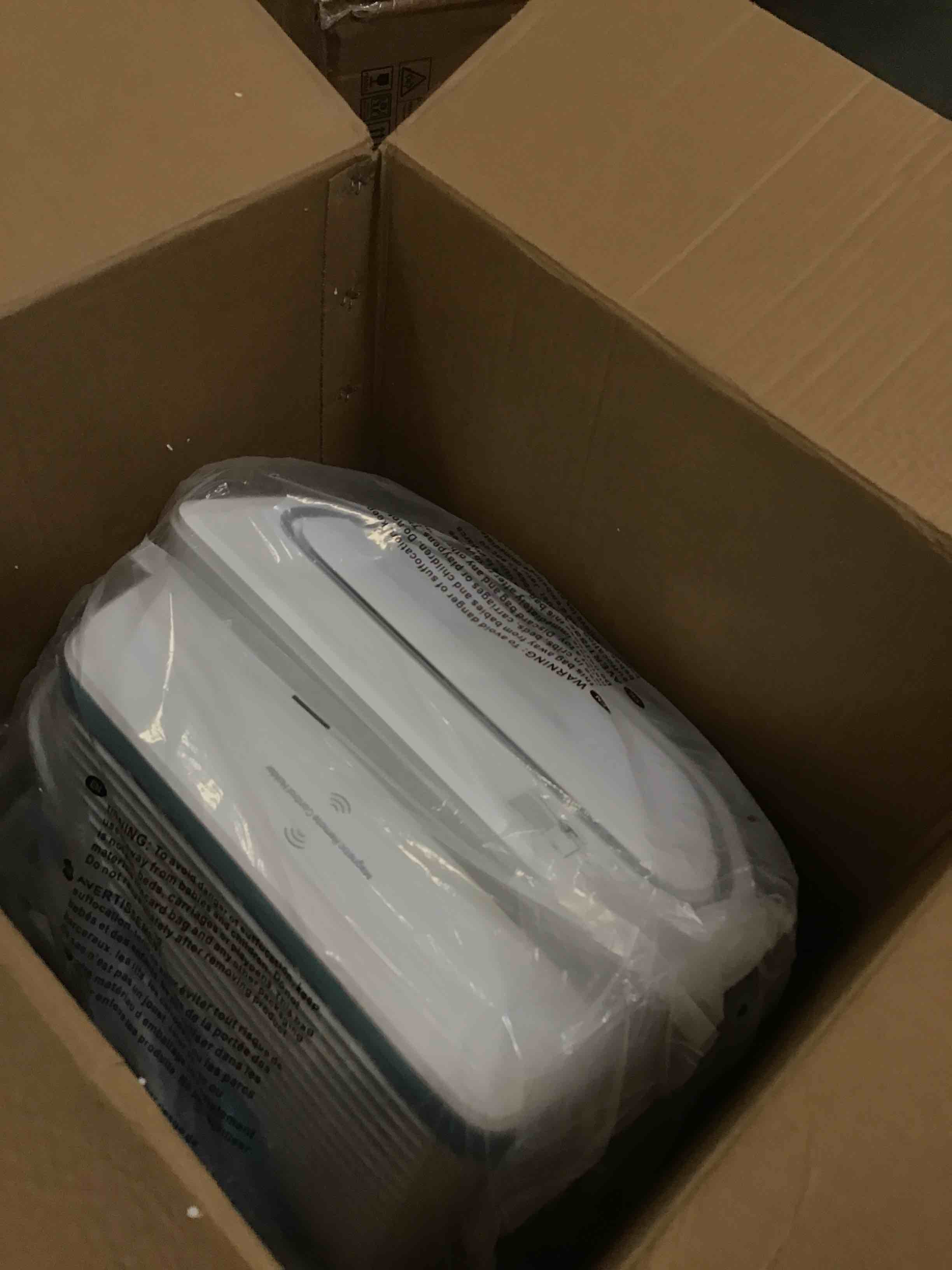 https://s3.amazonaws.com/lotting-images-prod/bidfta/TEA0422225_1729013171481.jpeg