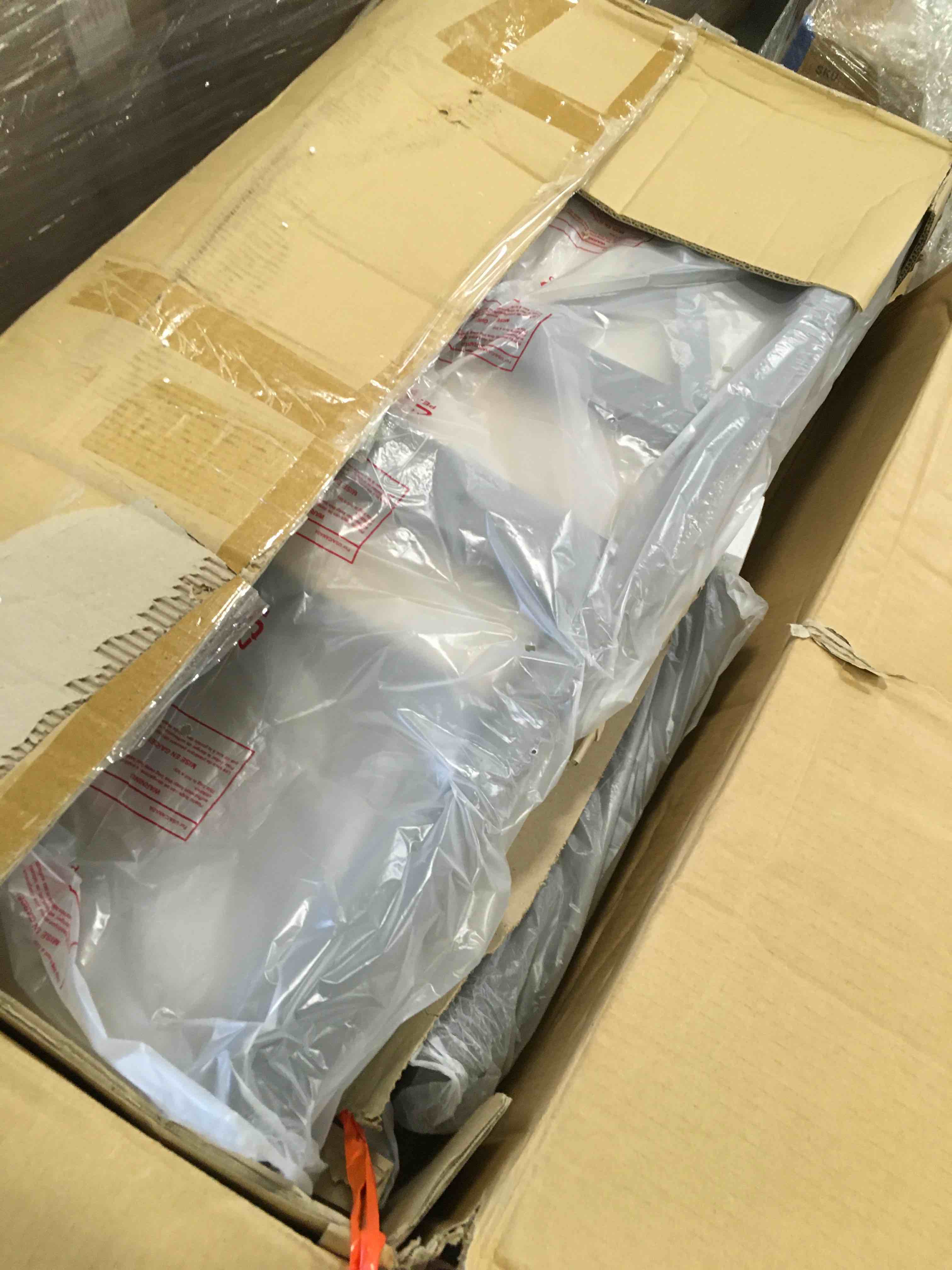 https://s3.amazonaws.com/lotting-images-prod/bidfta/TEA0422932_1728505124274.jpeg