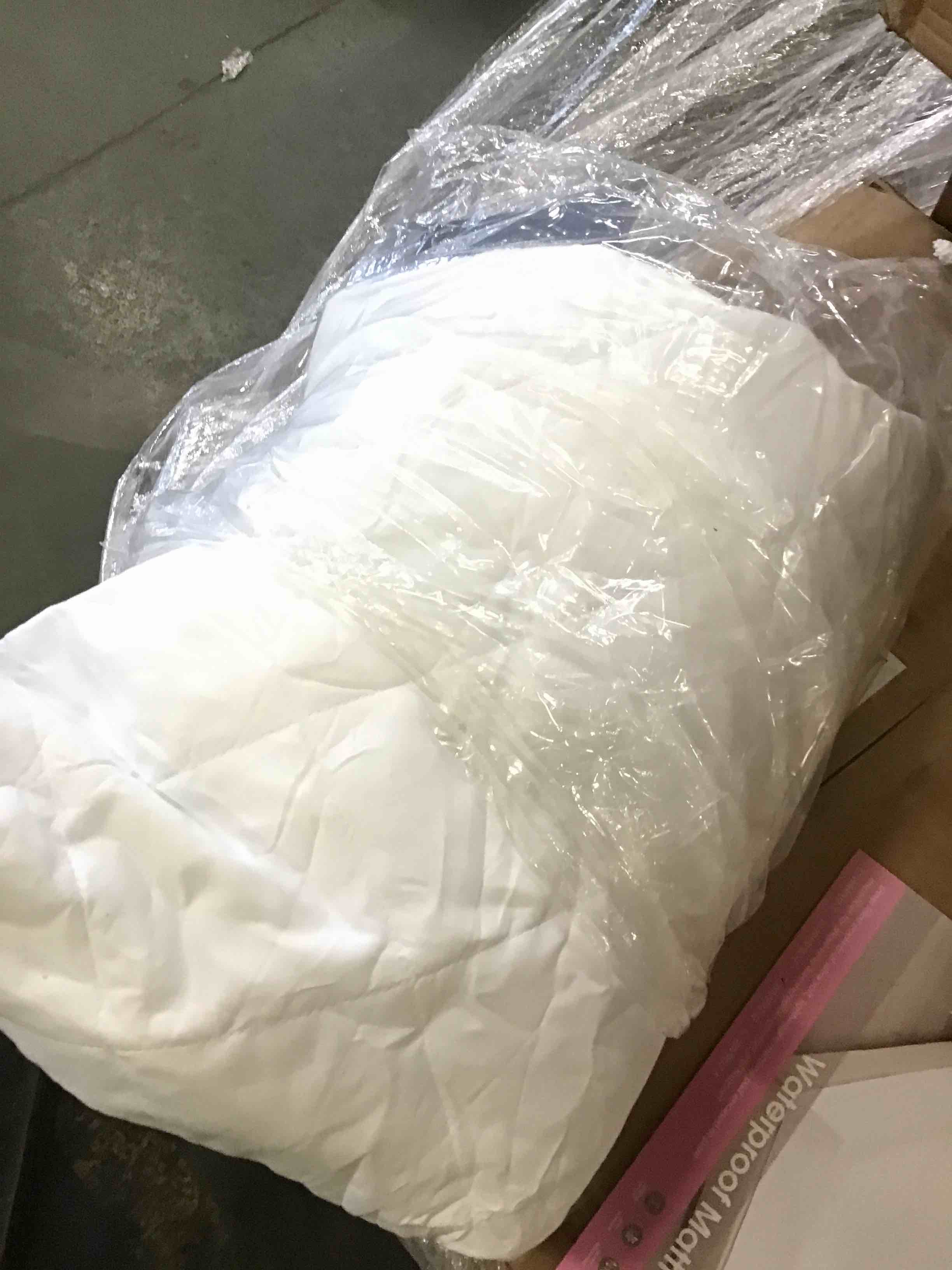 https://s3.amazonaws.com/lotting-images-prod/bidfta/TEA0423007_1728483718390.jpeg