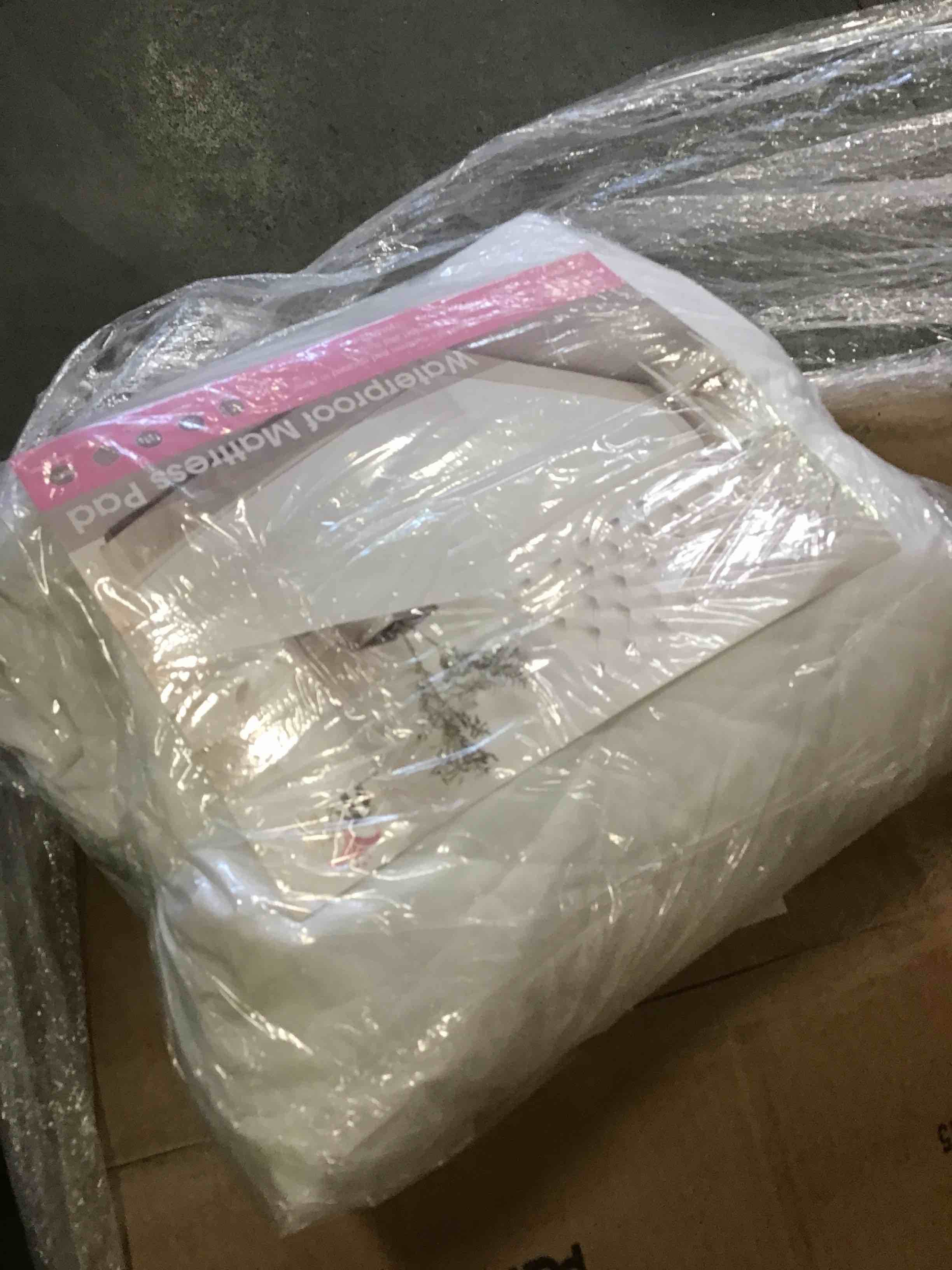 https://s3.amazonaws.com/lotting-images-prod/bidfta/TEA0423007_1728483746285.jpeg