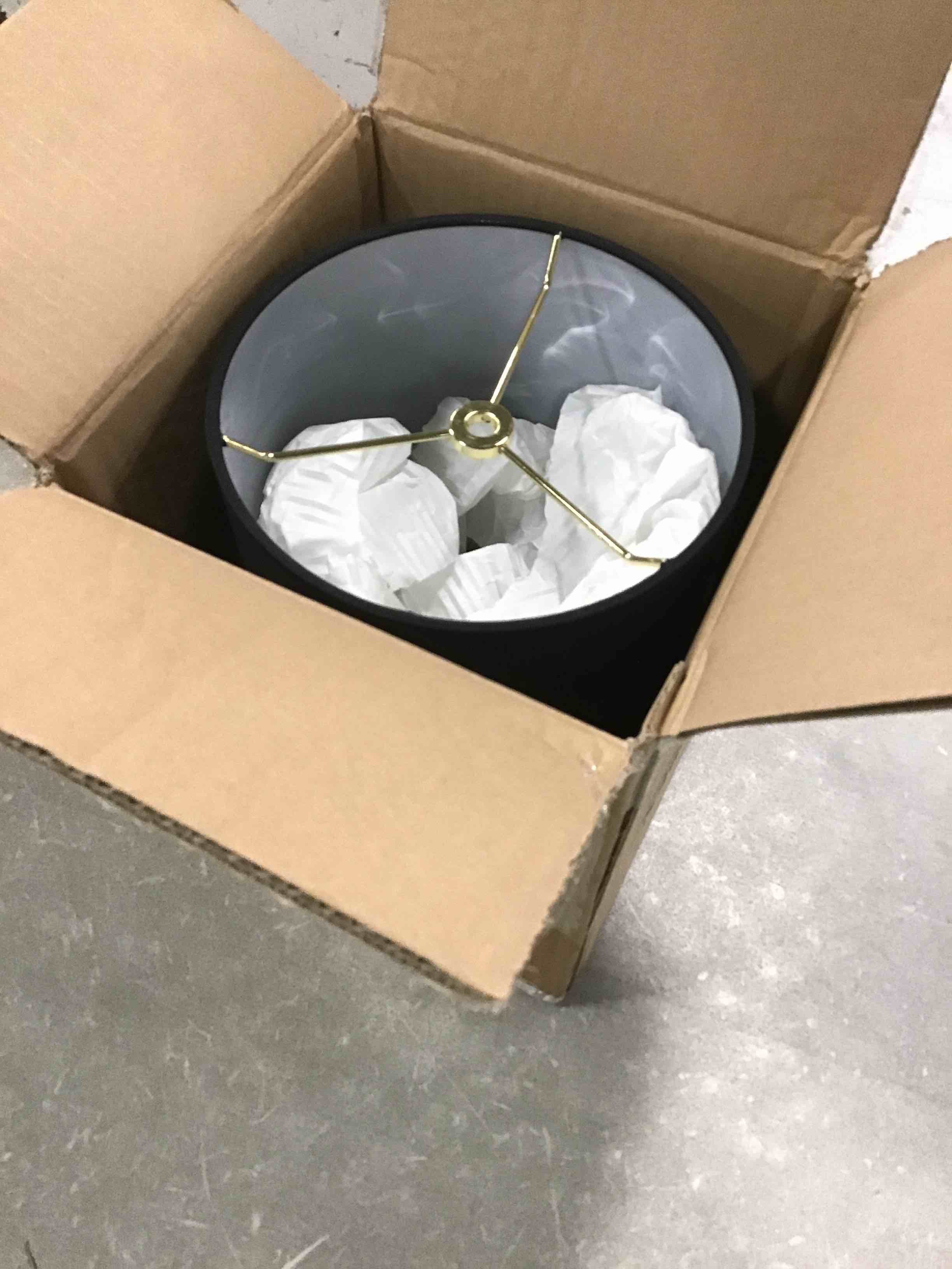https://s3.amazonaws.com/lotting-images-prod/bidfta/TEA0423026_1728479094396.jpeg