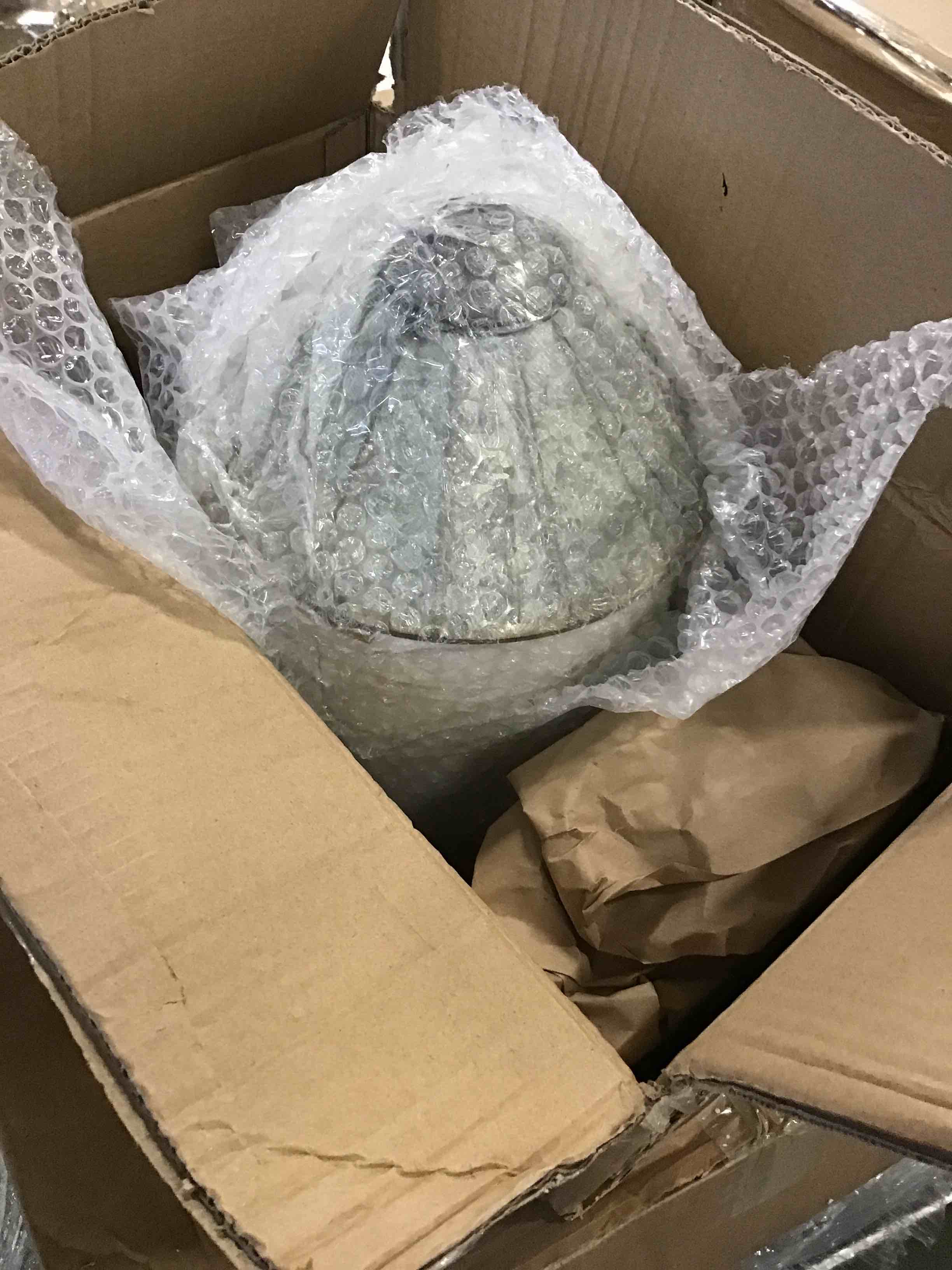 https://s3.amazonaws.com/lotting-images-prod/bidfta/TEA0423493_1728067361930.jpeg
