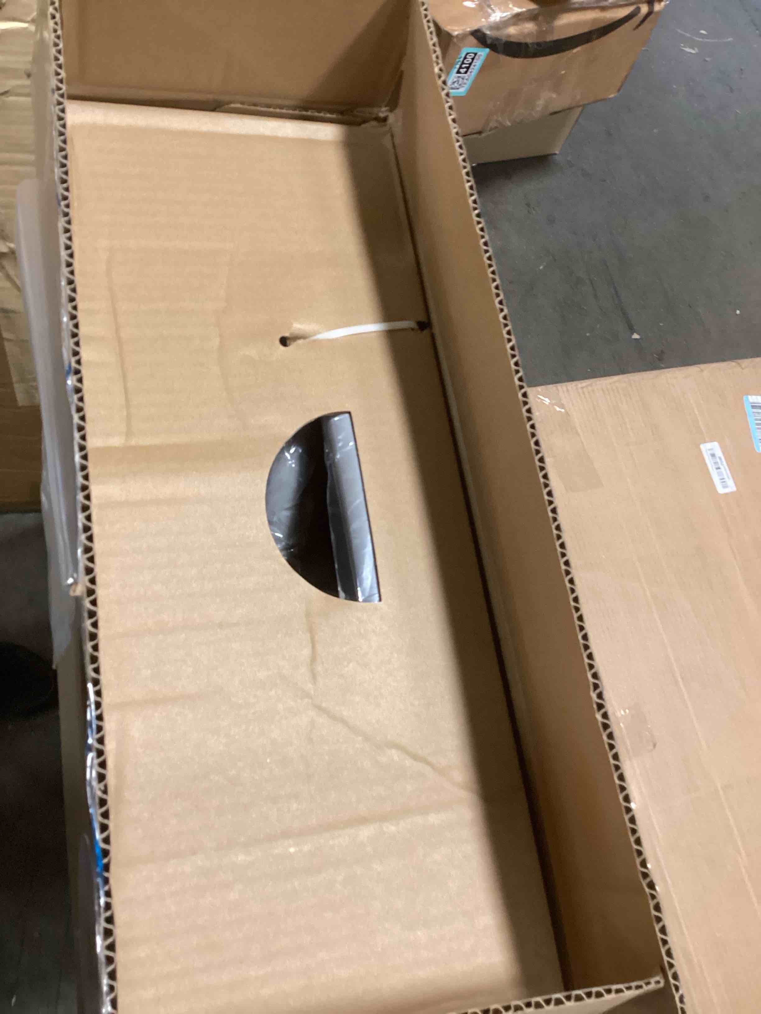 https://s3.amazonaws.com/lotting-images-prod/bidfta/TEA0424098_1730846148097.jpeg