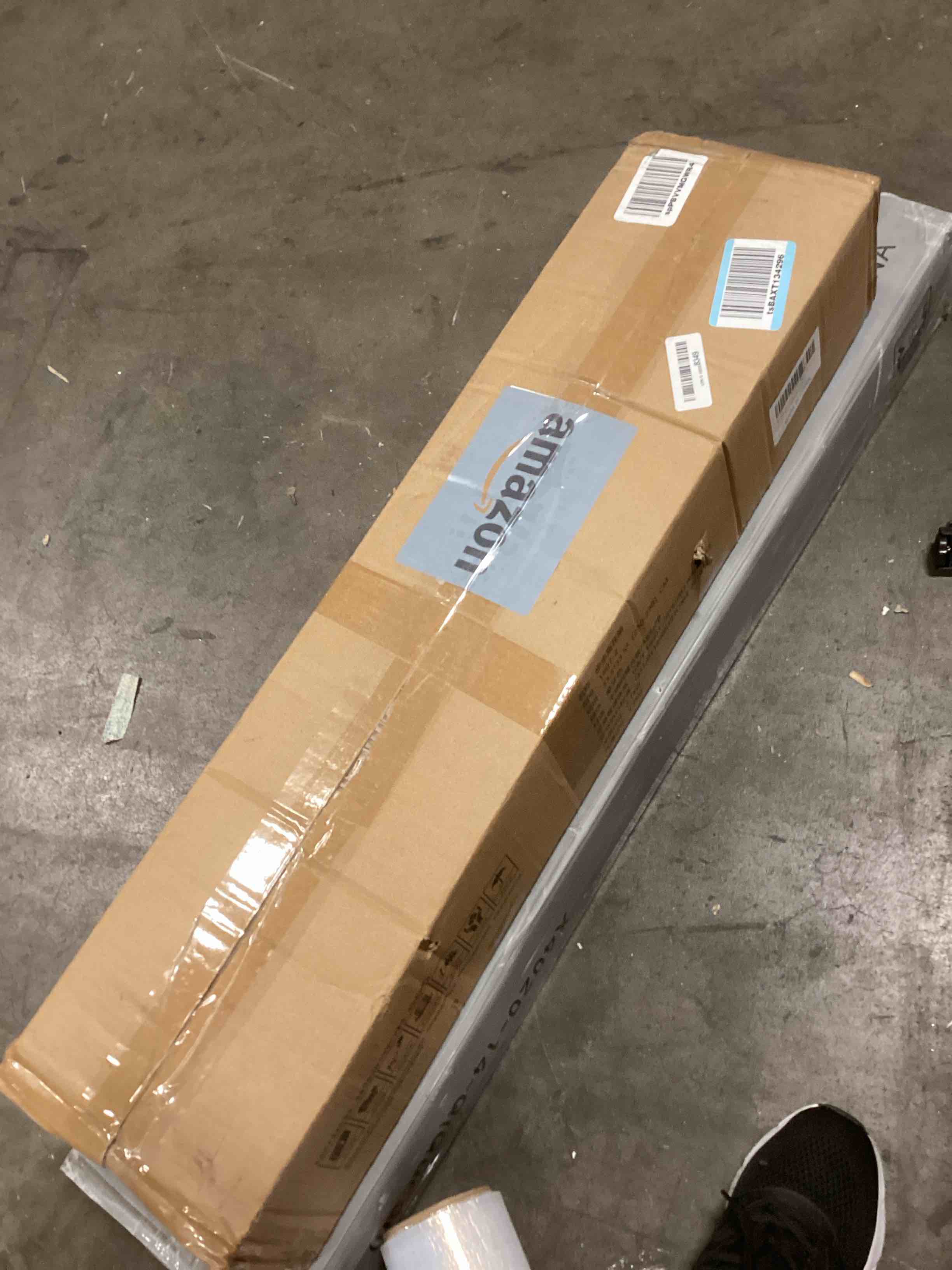 https://s3.amazonaws.com/lotting-images-prod/bidfta/TEA0424522_1730295611047.jpeg