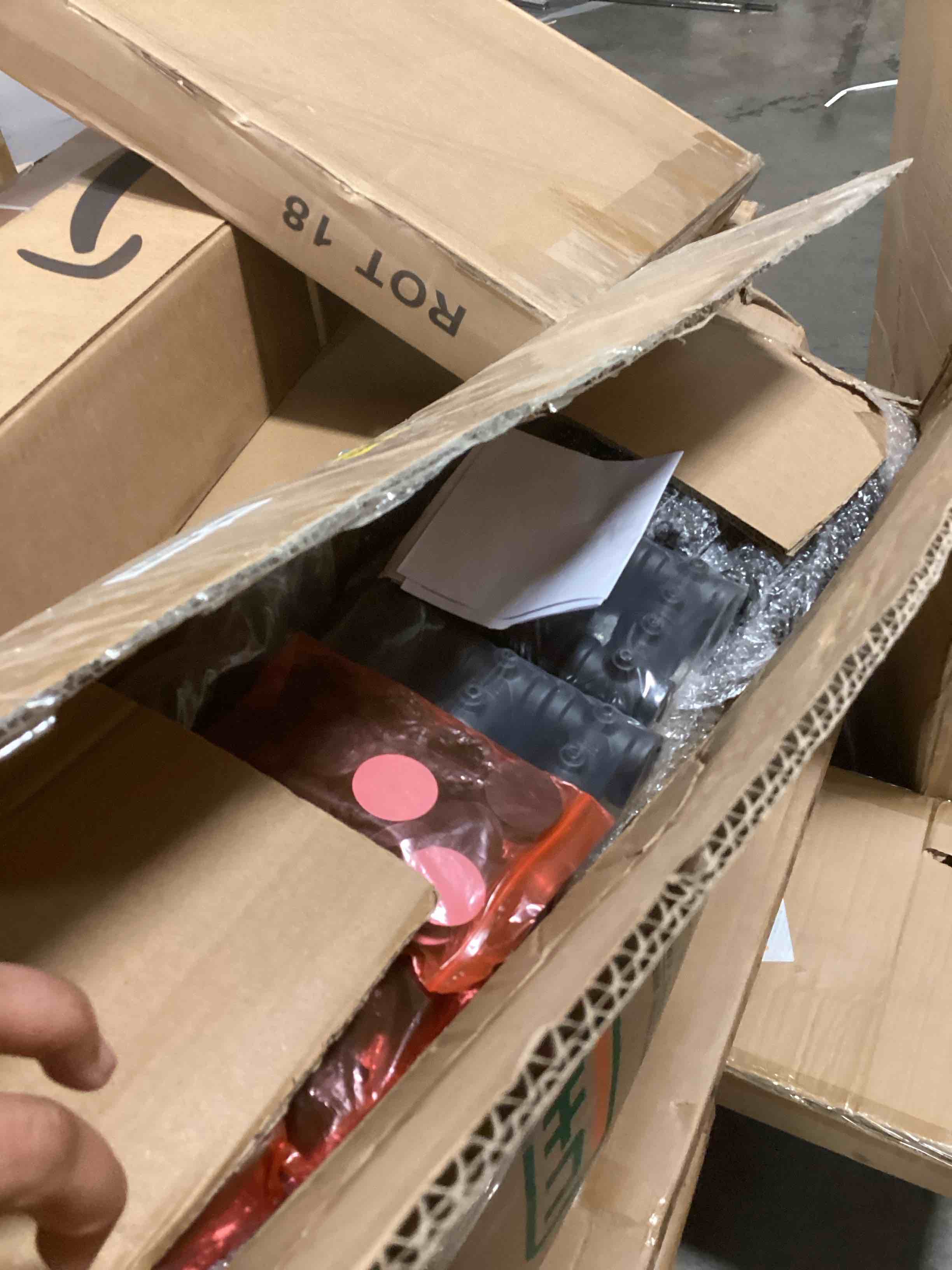 https://s3.amazonaws.com/lotting-images-prod/bidfta/TEA0424642_1730210820557.jpeg