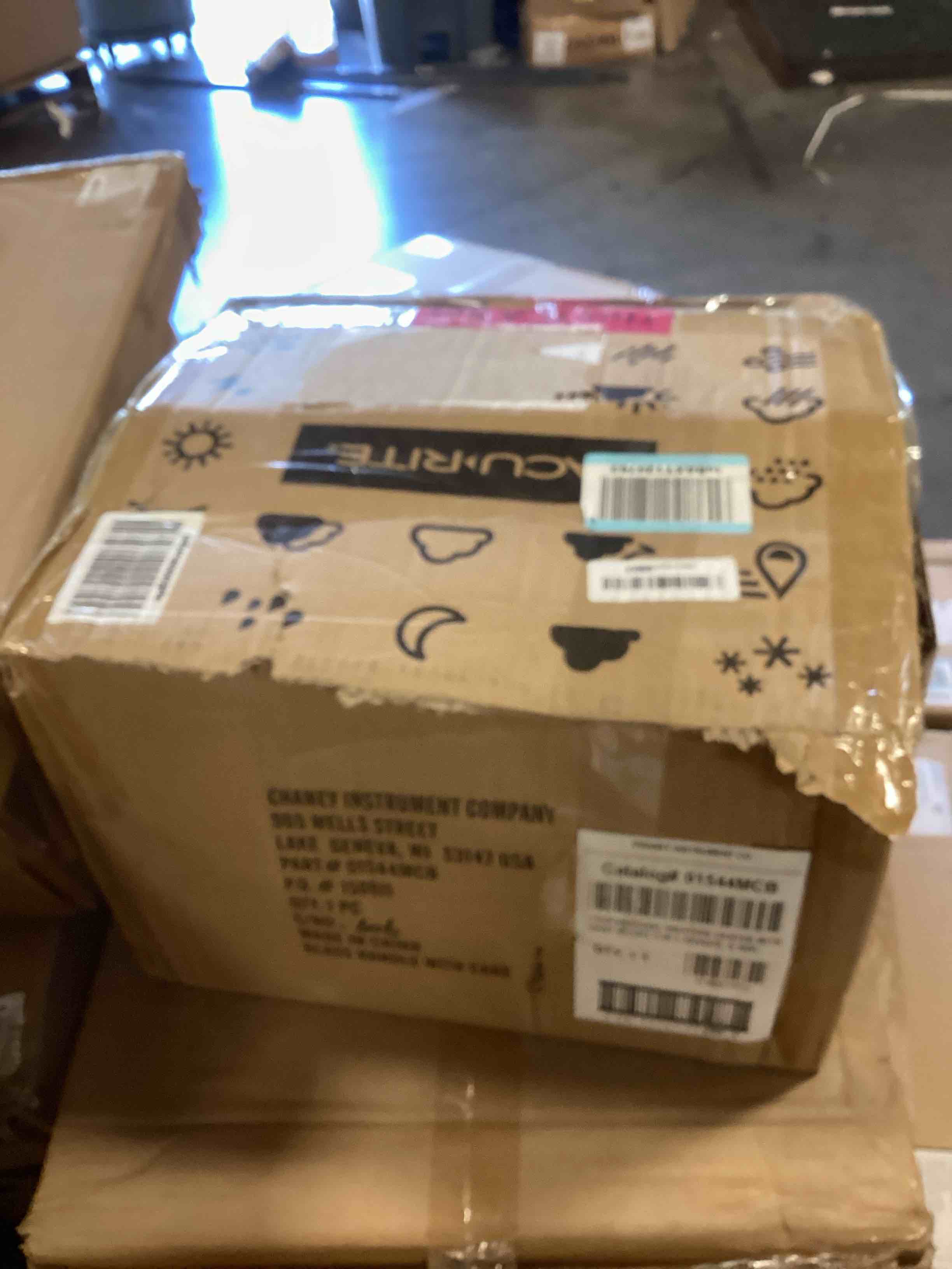 https://s3.amazonaws.com/lotting-images-prod/bidfta/TEA0424667_1730211555802.jpeg