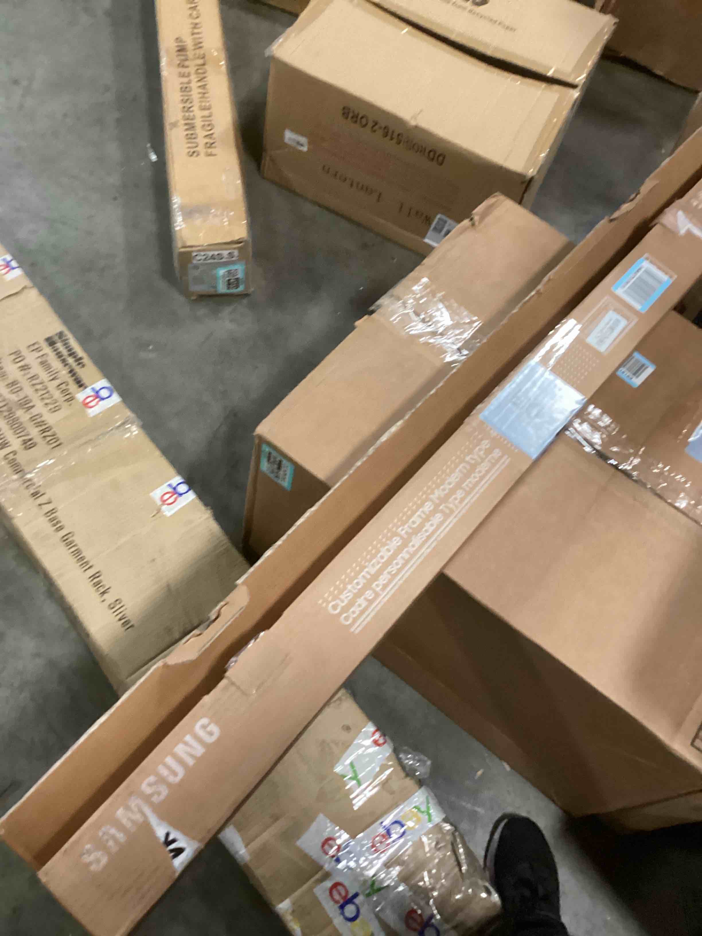 https://s3.amazonaws.com/lotting-images-prod/bidfta/TEA0424731_1730152332587.jpeg