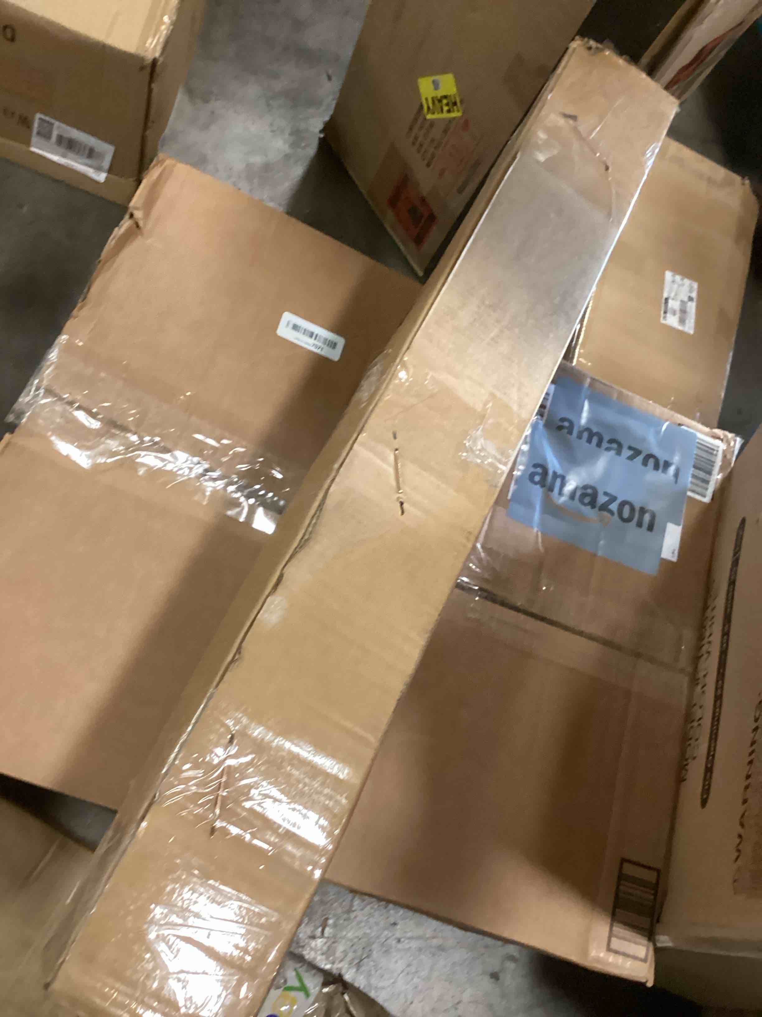 https://s3.amazonaws.com/lotting-images-prod/bidfta/TEA0424733_1730152217648.jpeg