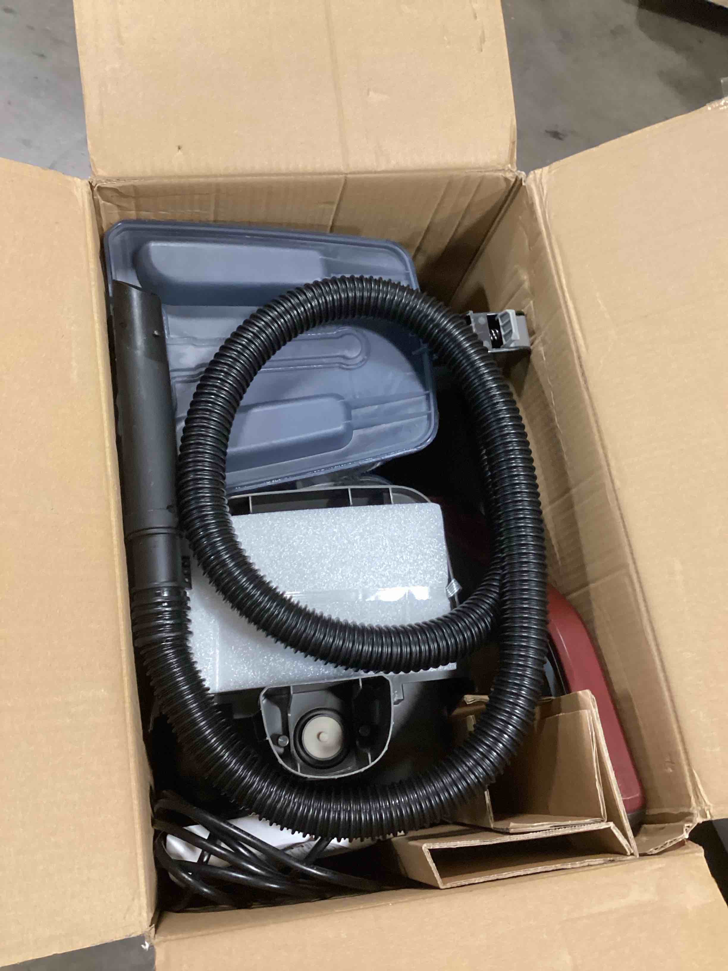 https://s3.amazonaws.com/lotting-images-prod/bidfta/TEA0425164_1729262388228.jpeg