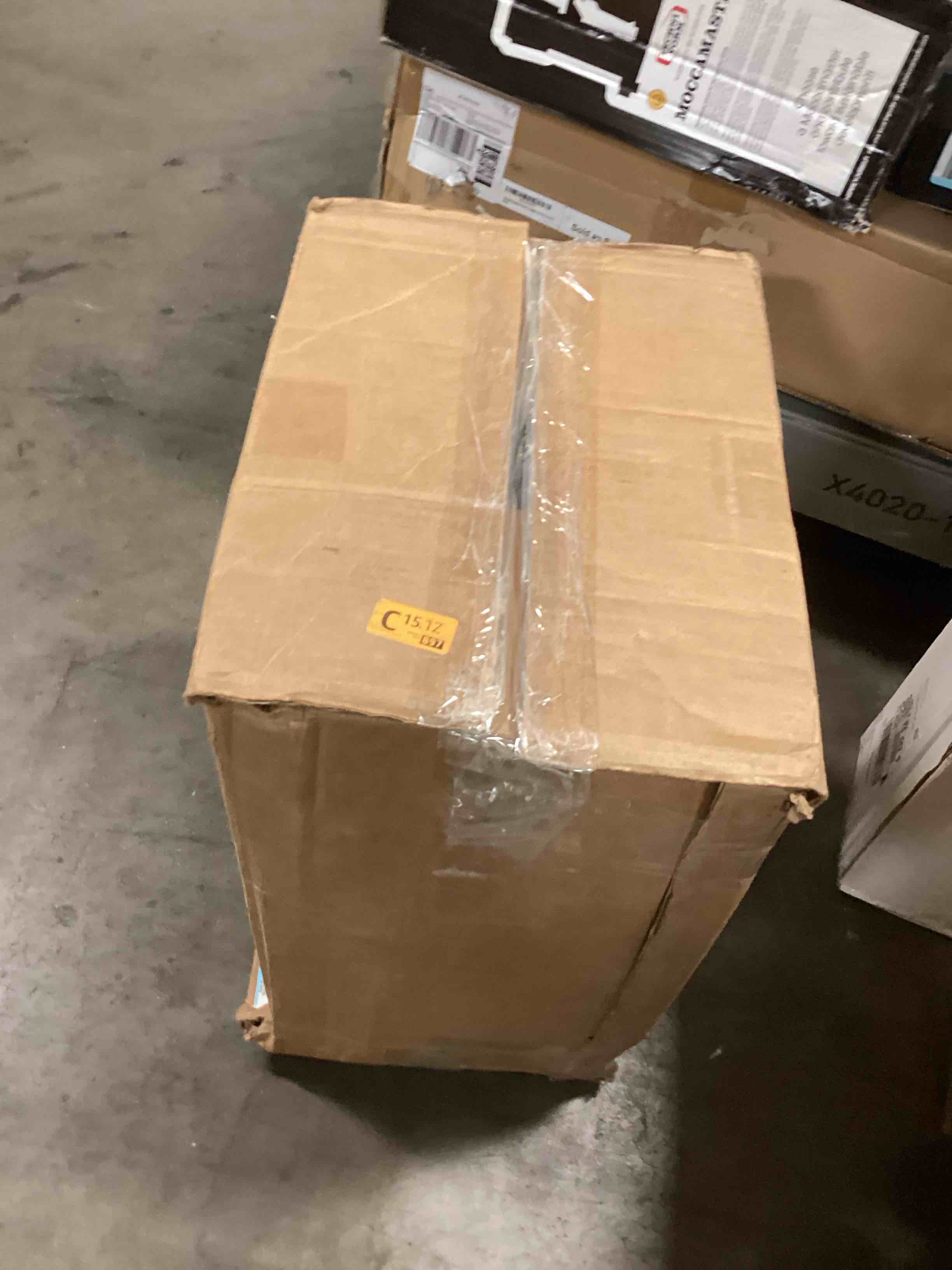 https://s3.amazonaws.com/lotting-images-prod/bidfta/TEA0425178_1729261350256.jpeg