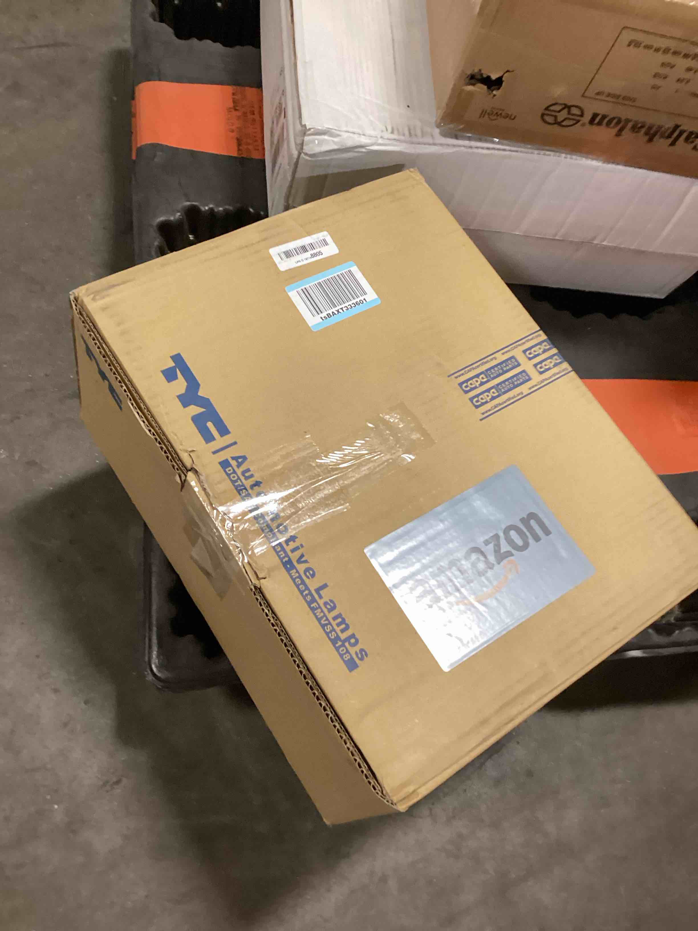 https://s3.amazonaws.com/lotting-images-prod/bidfta/TEA0425179_1729261255209.jpeg