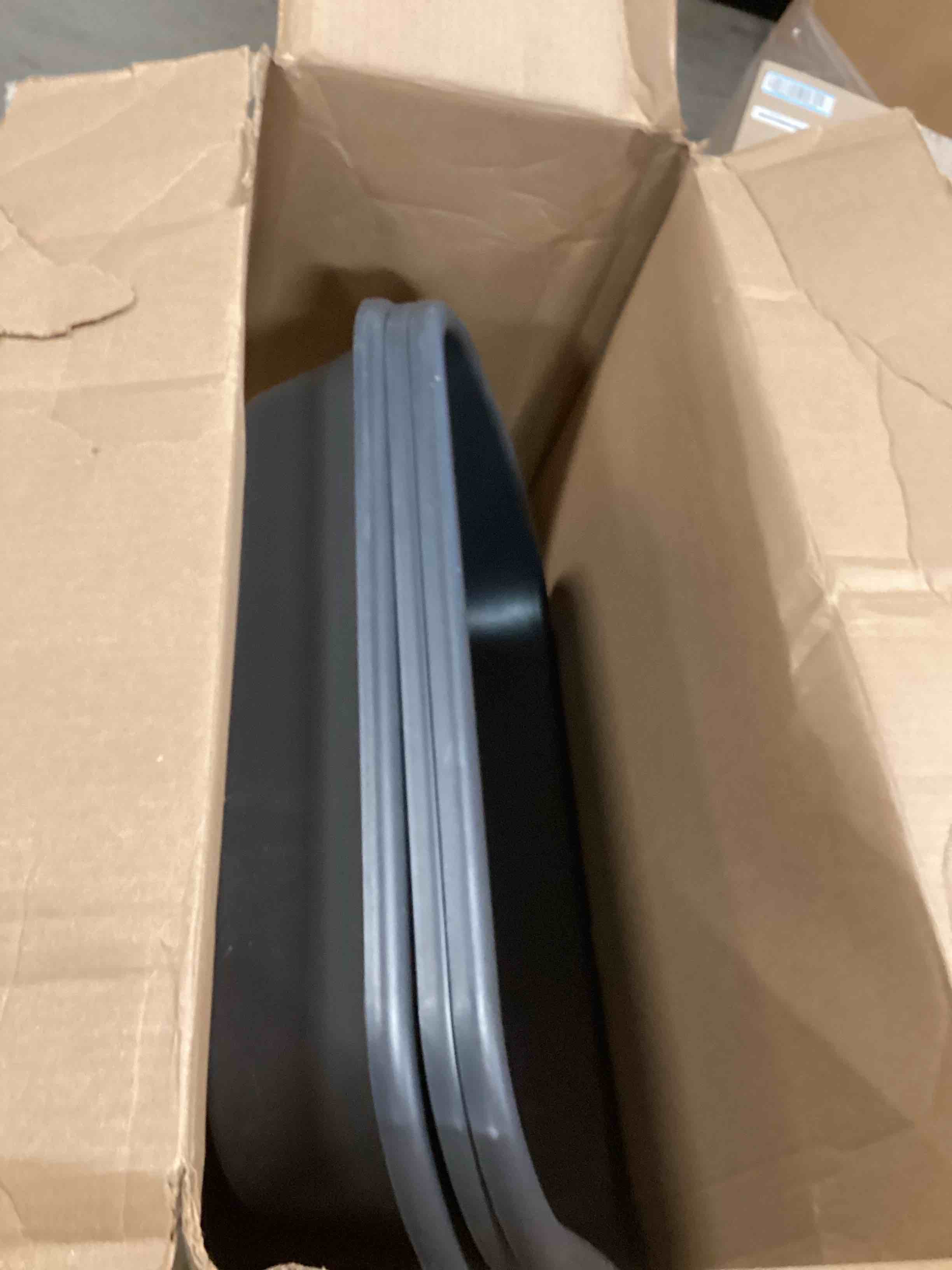 https://s3.amazonaws.com/lotting-images-prod/bidfta/TEA0425185_1729260792980.jpeg