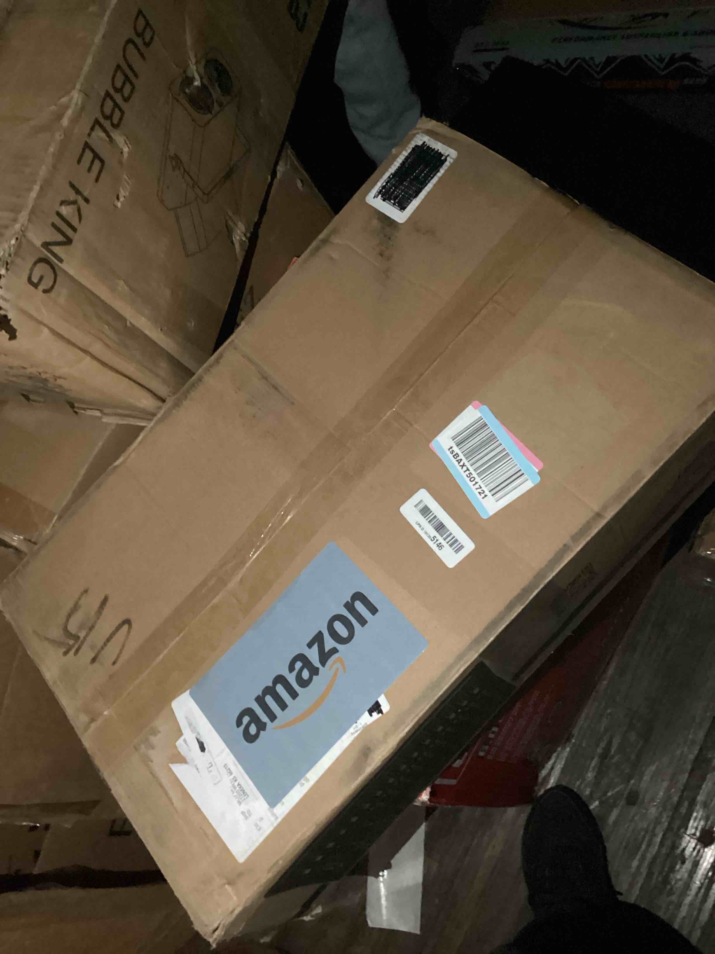 https://s3.amazonaws.com/lotting-images-prod/bidfta/TEA0425232_1729256404452.jpeg