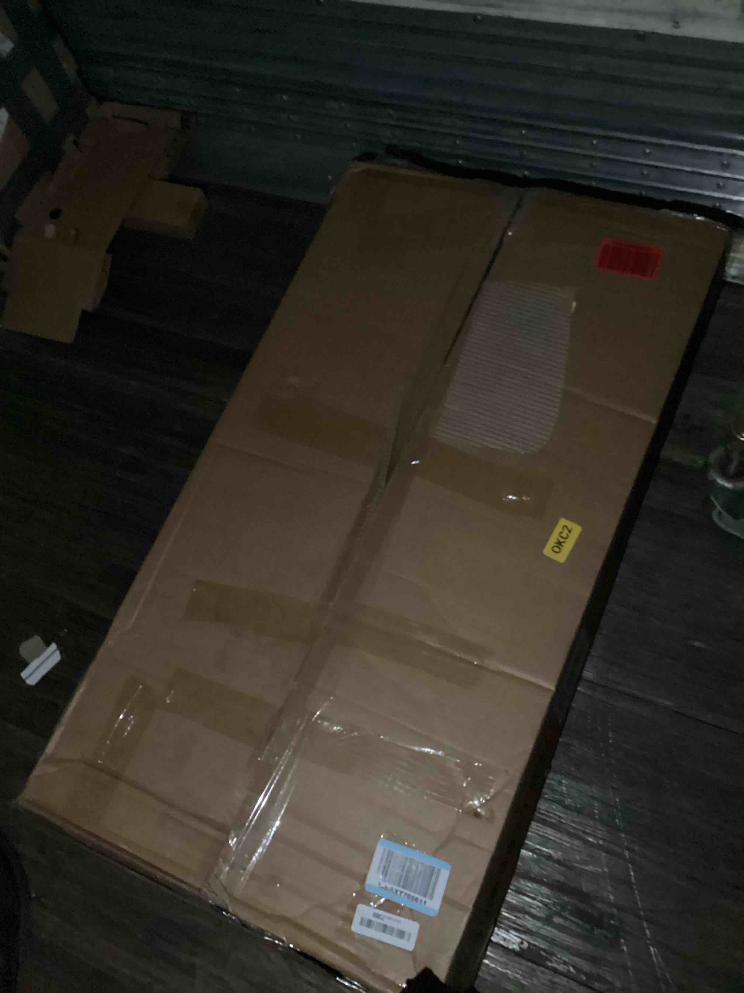 https://s3.amazonaws.com/lotting-images-prod/bidfta/TEA0425238_1729256061466.jpeg